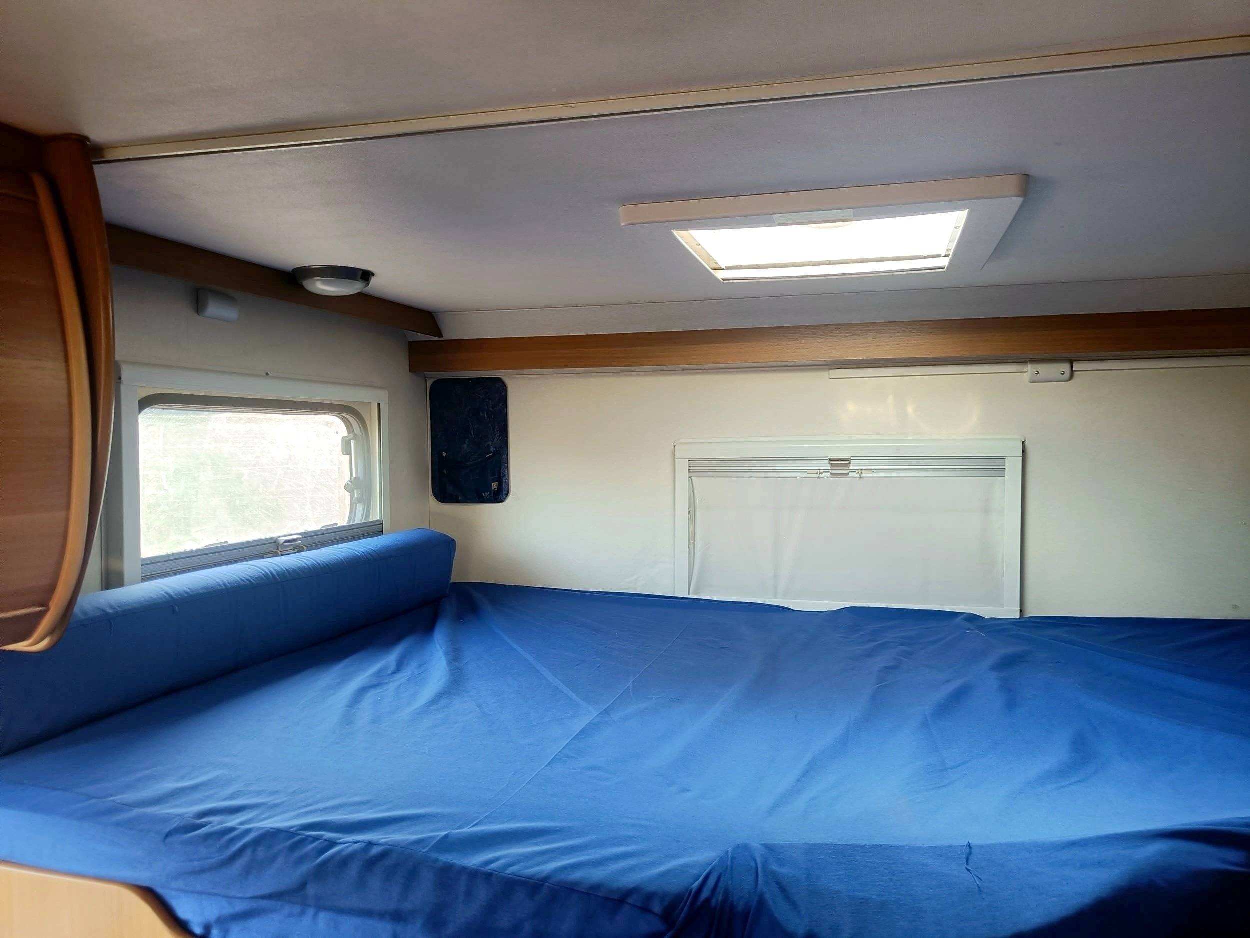 Letti Ford Transit 350 - Yescapa