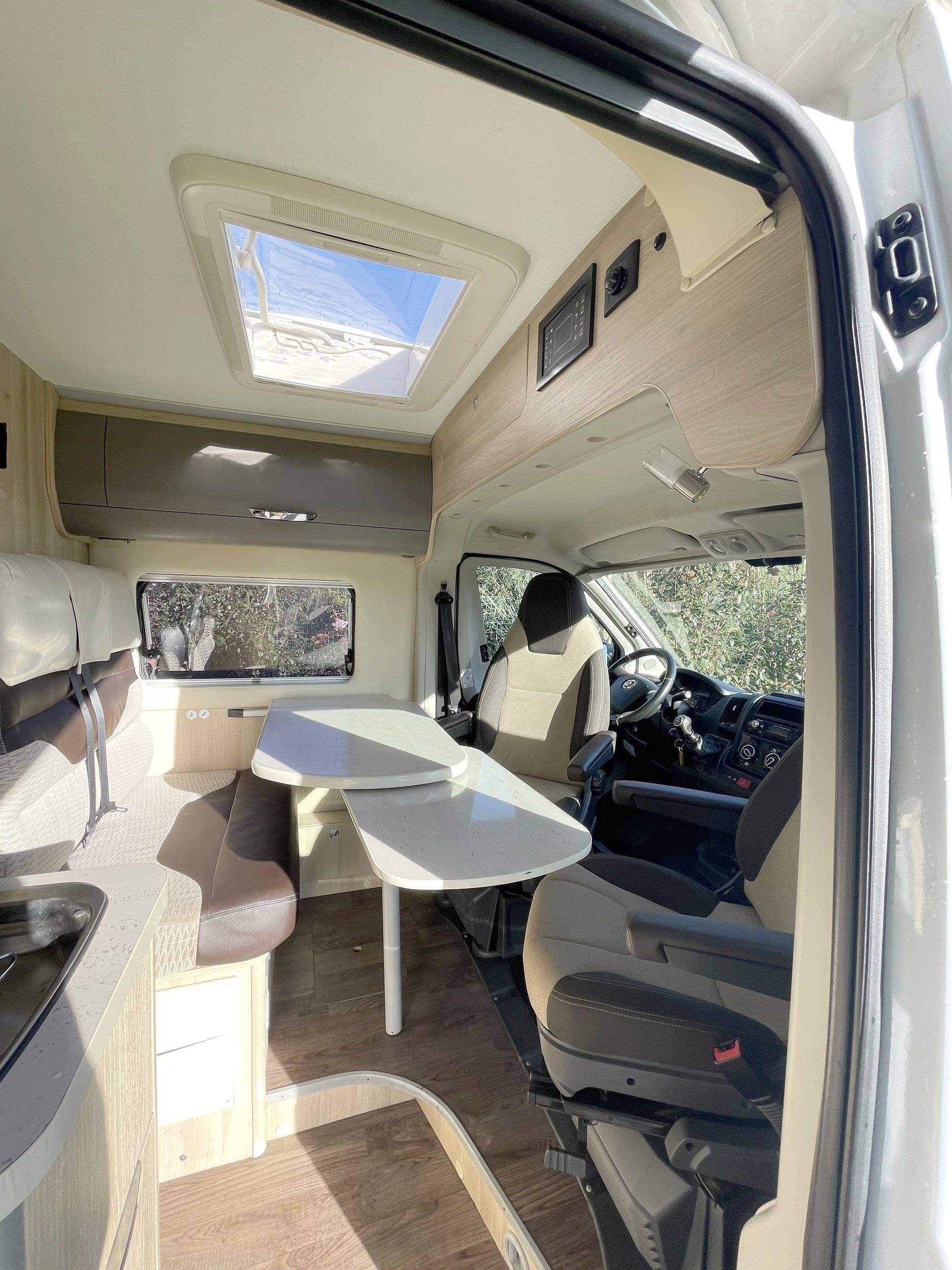 Dinette Fiat Fiat ducato - Yescapa