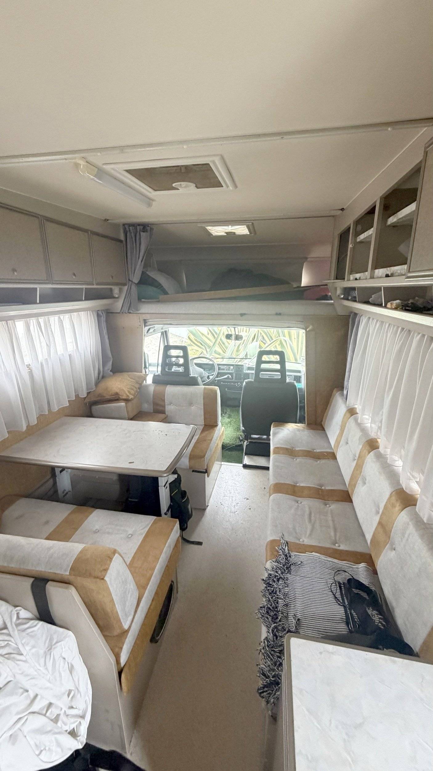 Menjador Fiat otro - Yescapa