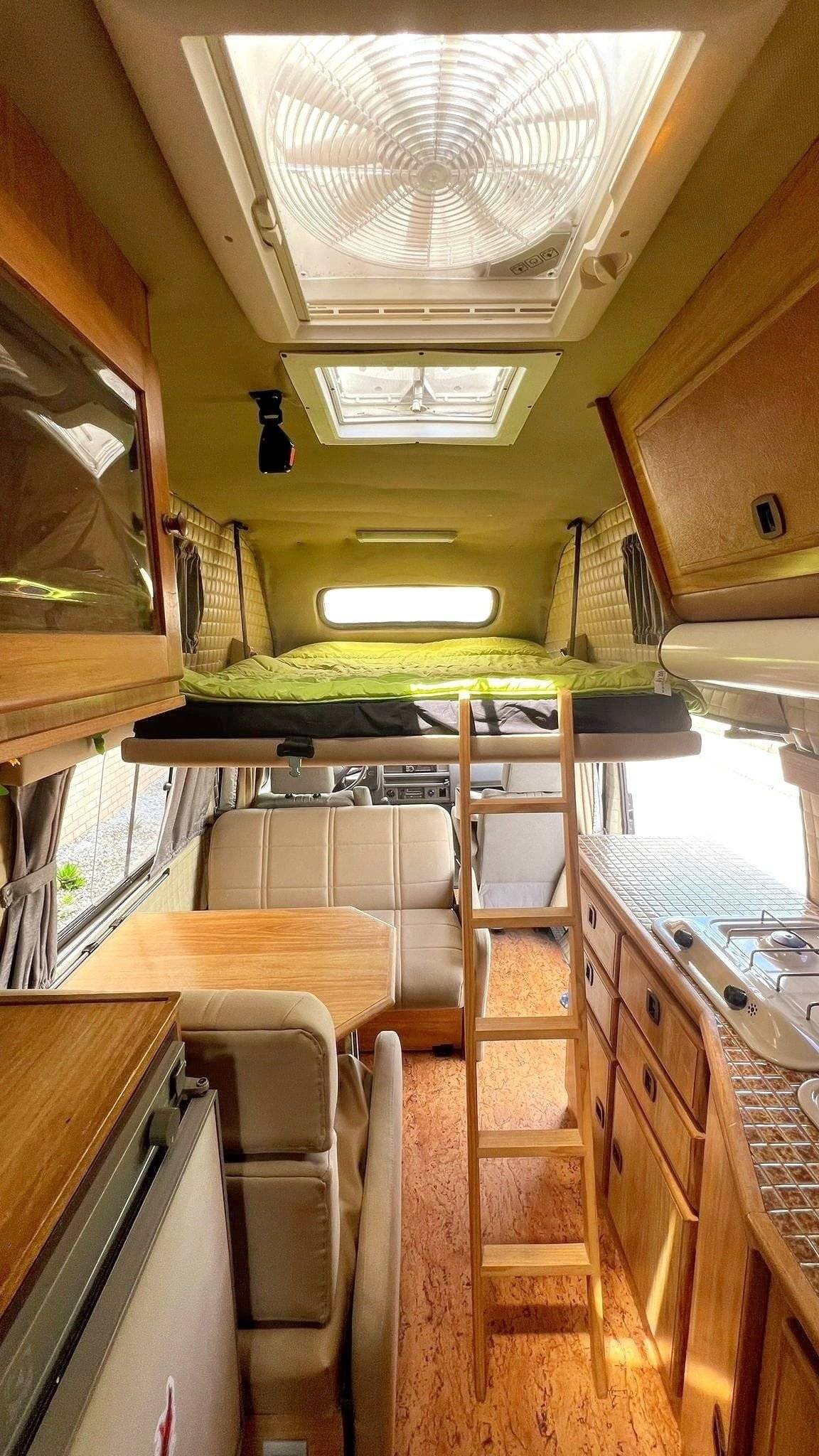 Camper Track Andrade