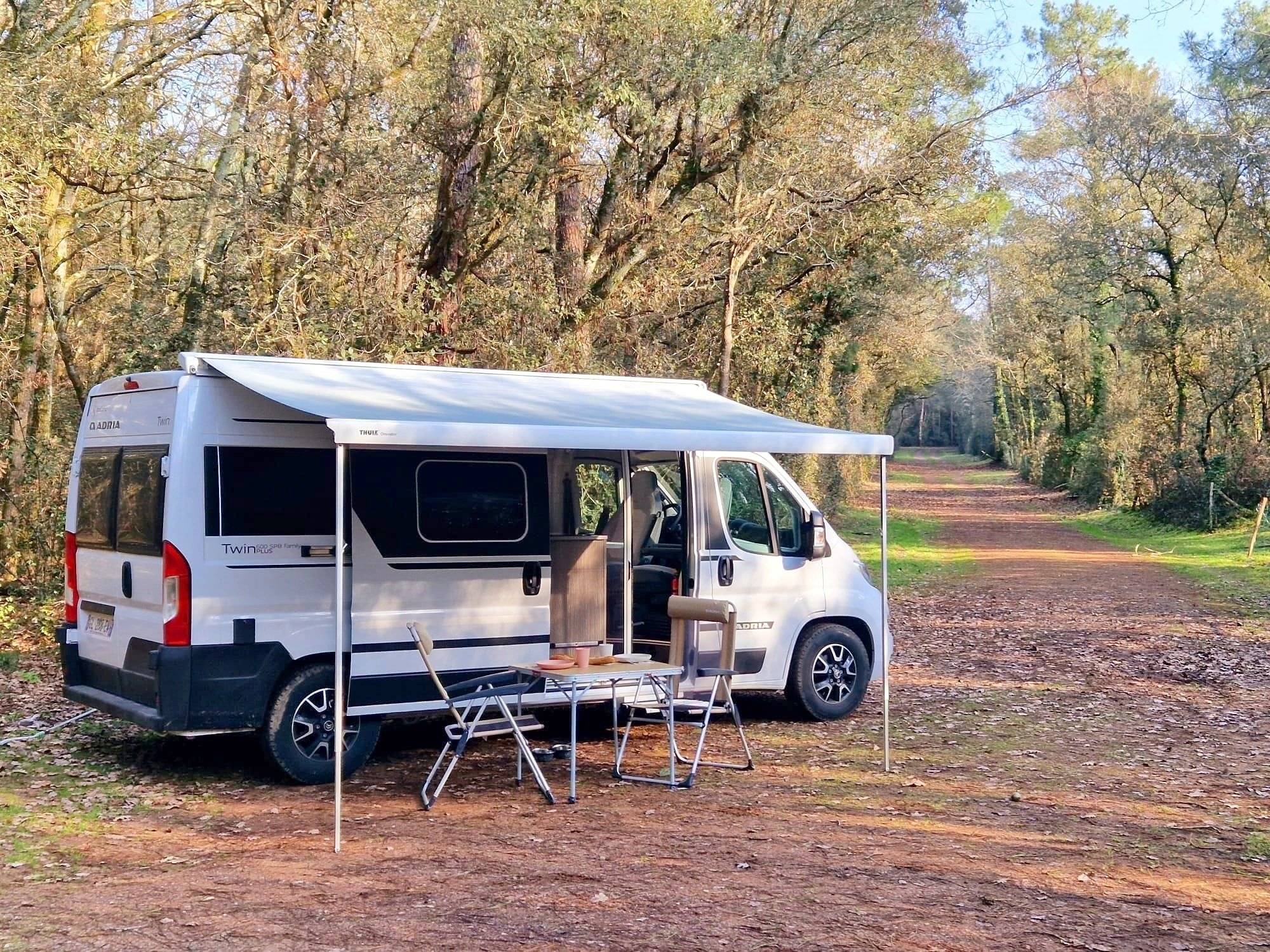 Adria Twin 600 SPB Family