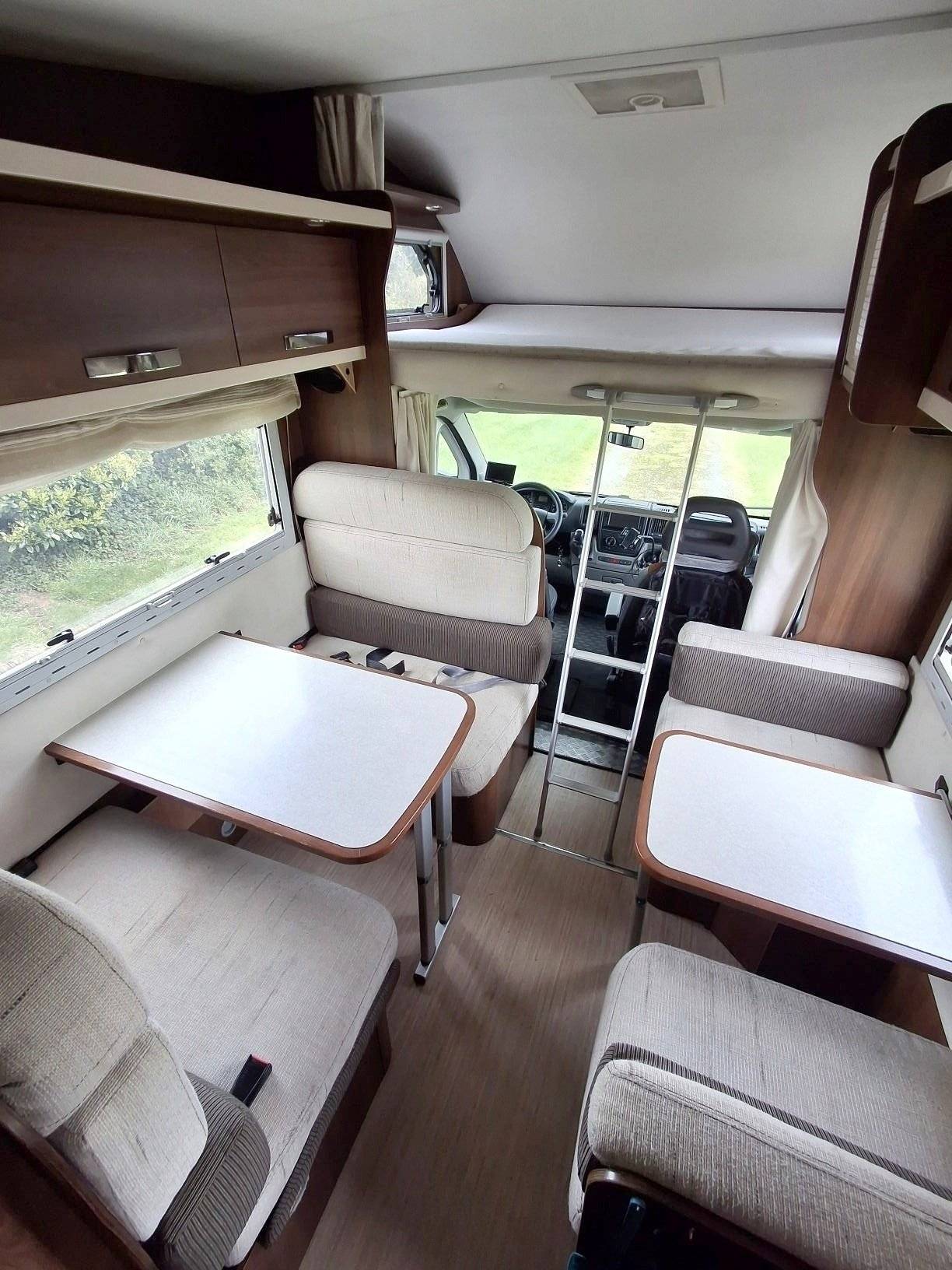 Coin repas Fiat Ducato 2,3 130 ch - Yescapa