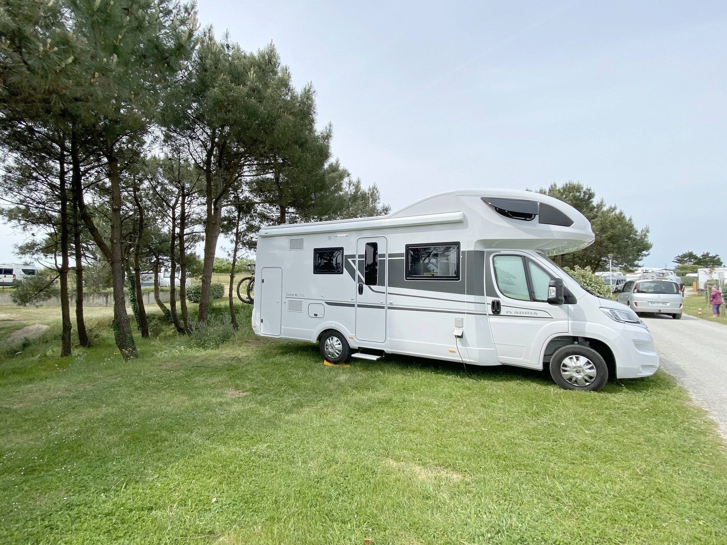 Adria Coral XL Axess 650 