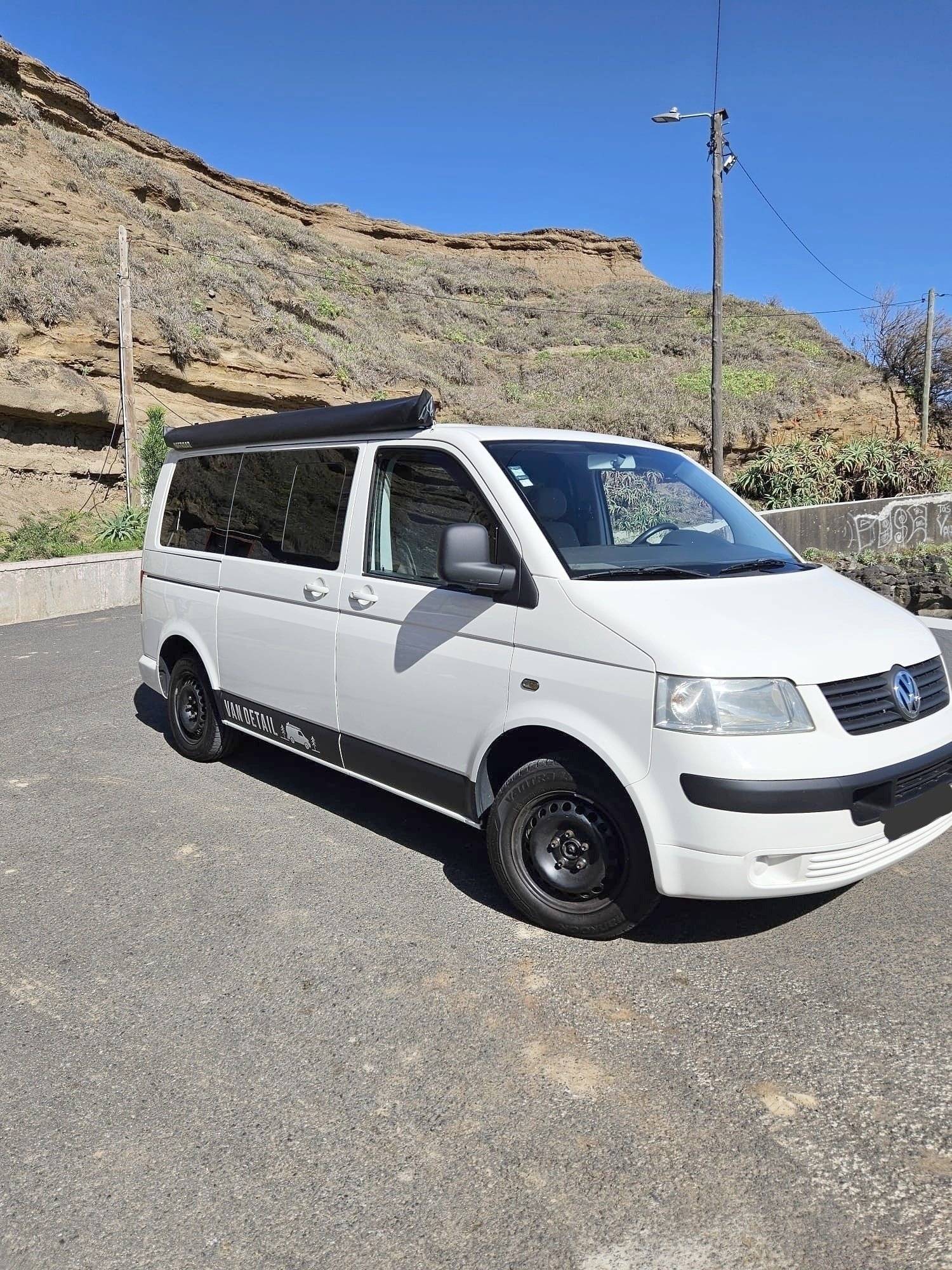 Volkswagen Volkswagen Multivan T5 Camper 2.5 TDI