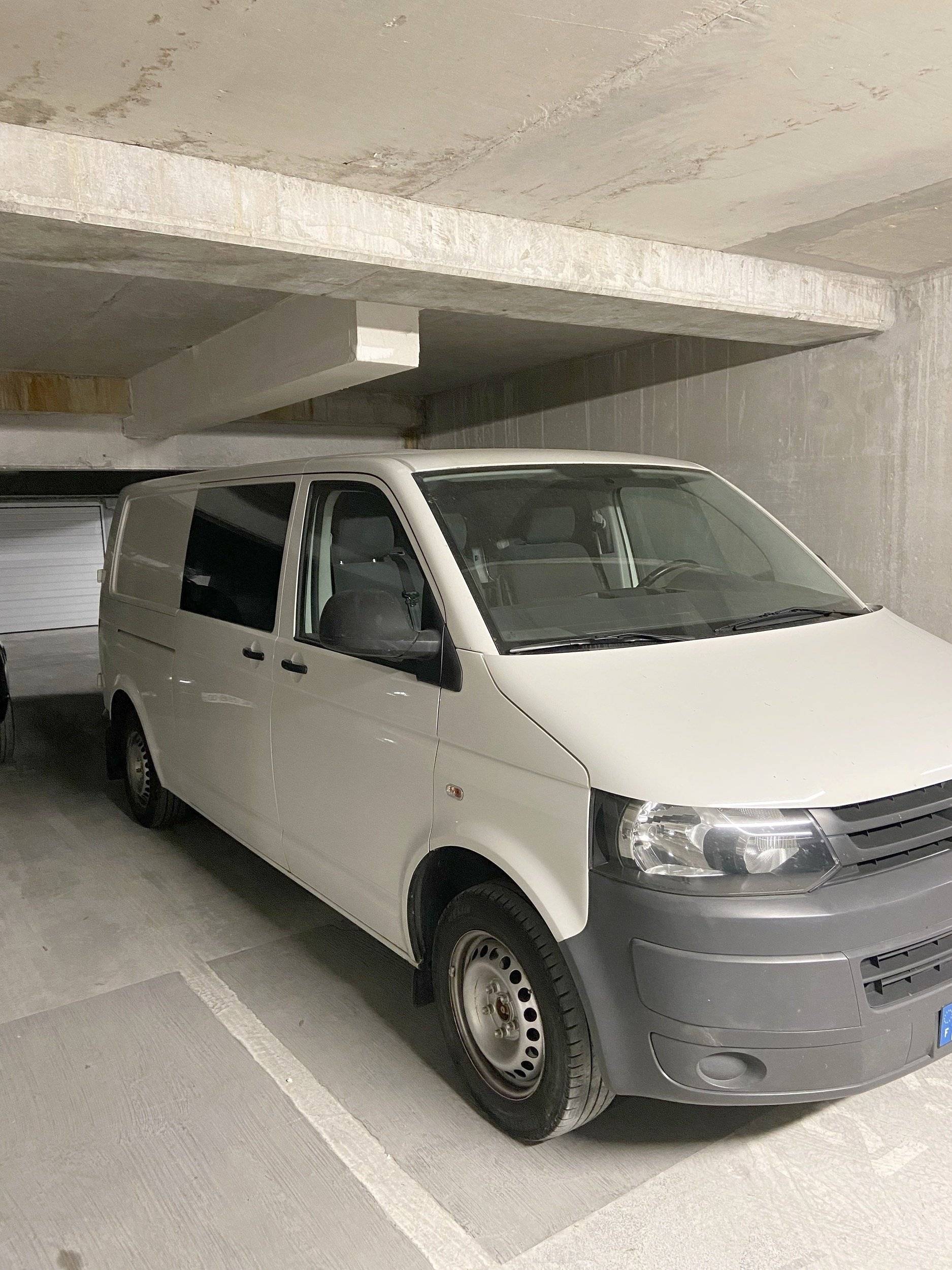 Volkswagen T5 2 l 102 ch