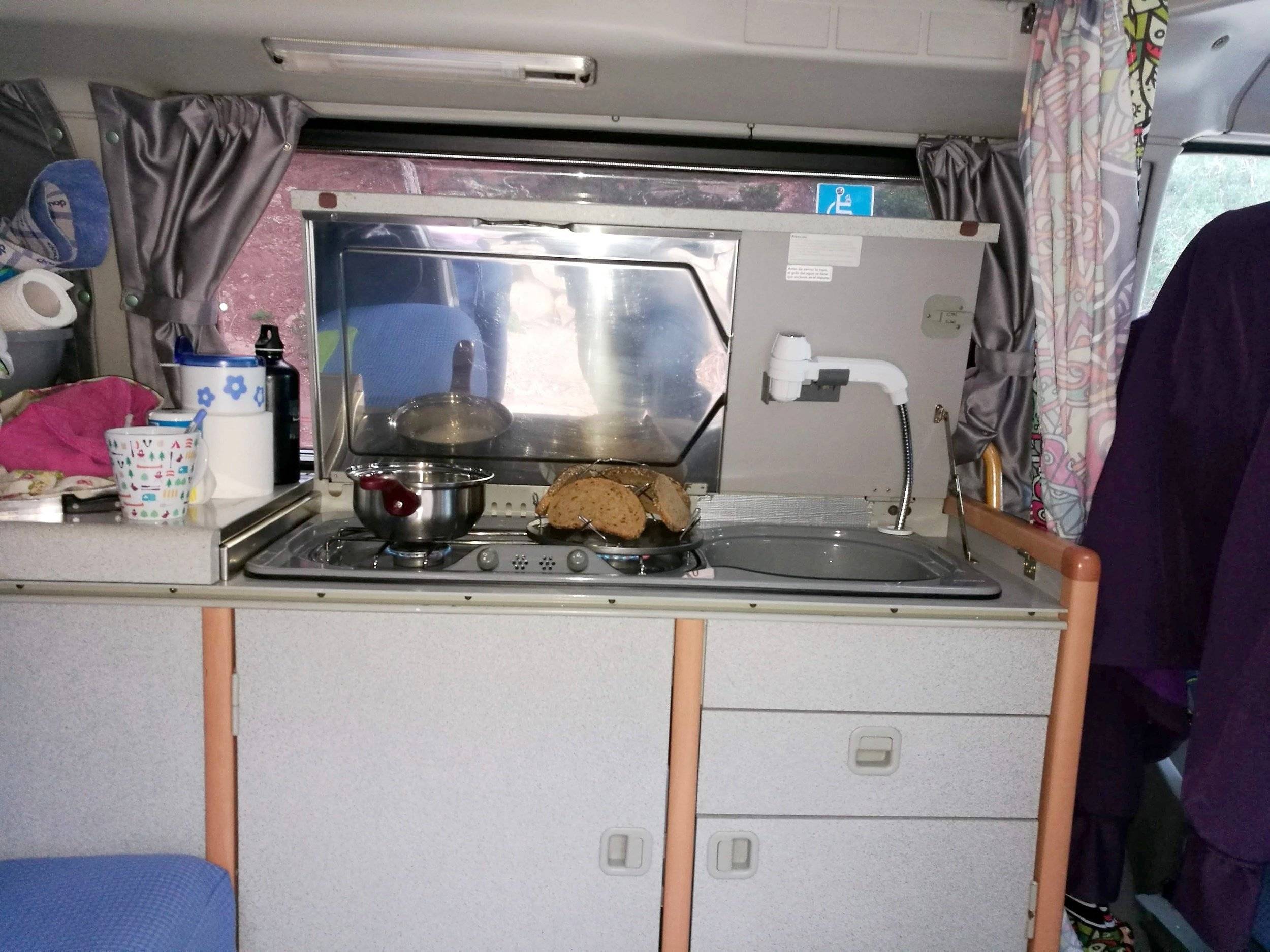 Angolo cucina Volkswagen california - Yescapa