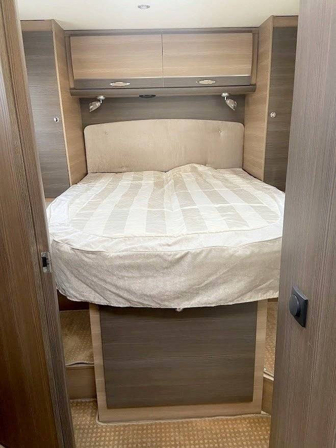 Couchages Fiat 2,3 l 130 ch - Yescapa