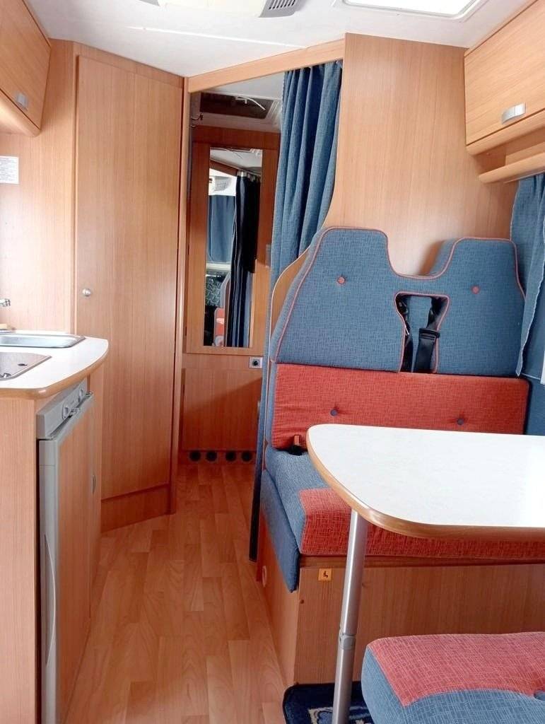 Ford rimor katamarano