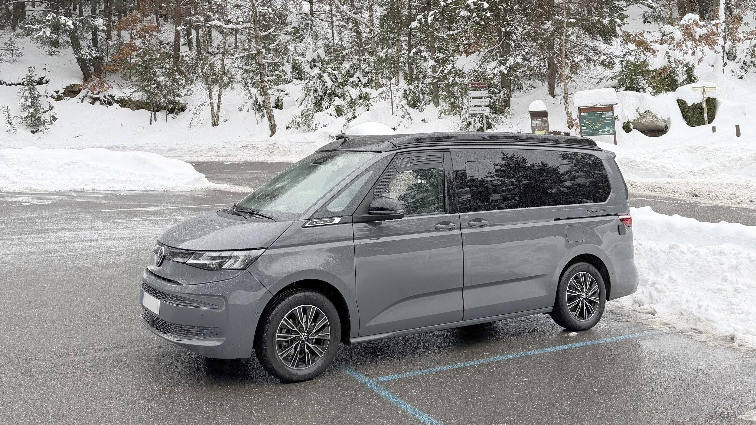 Volkswagen California Beach Camper