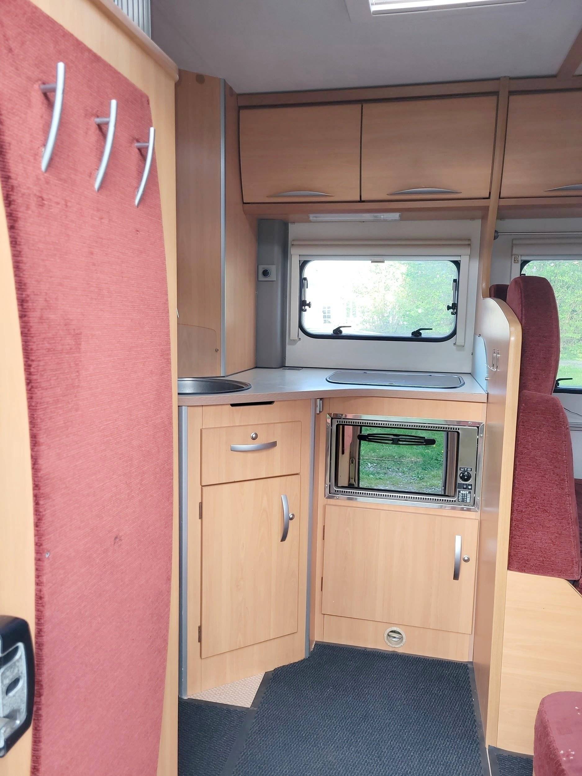 Pilote Aventura A710