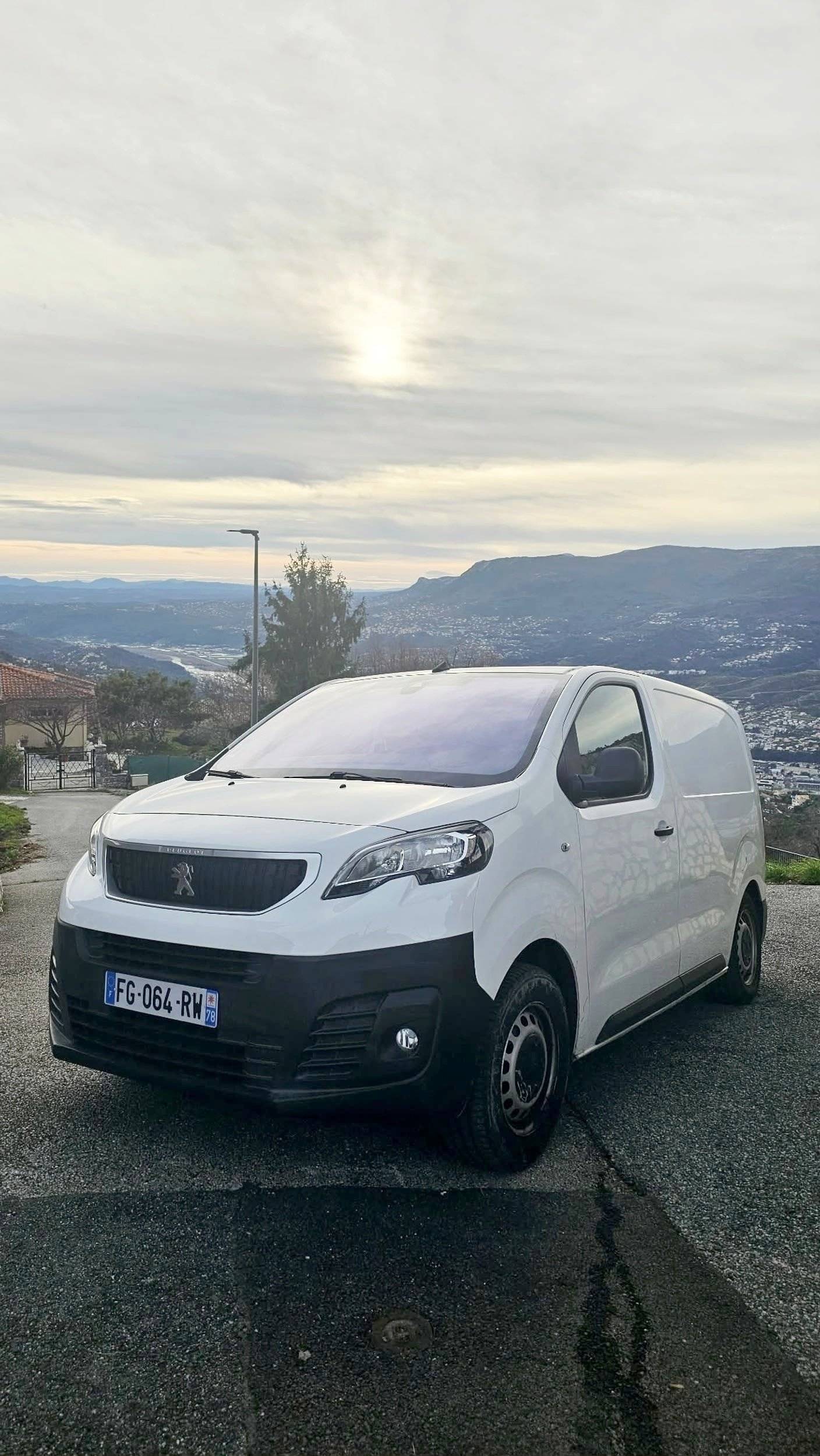 Peugeot Expert 2 l Blue HDI 150 ch