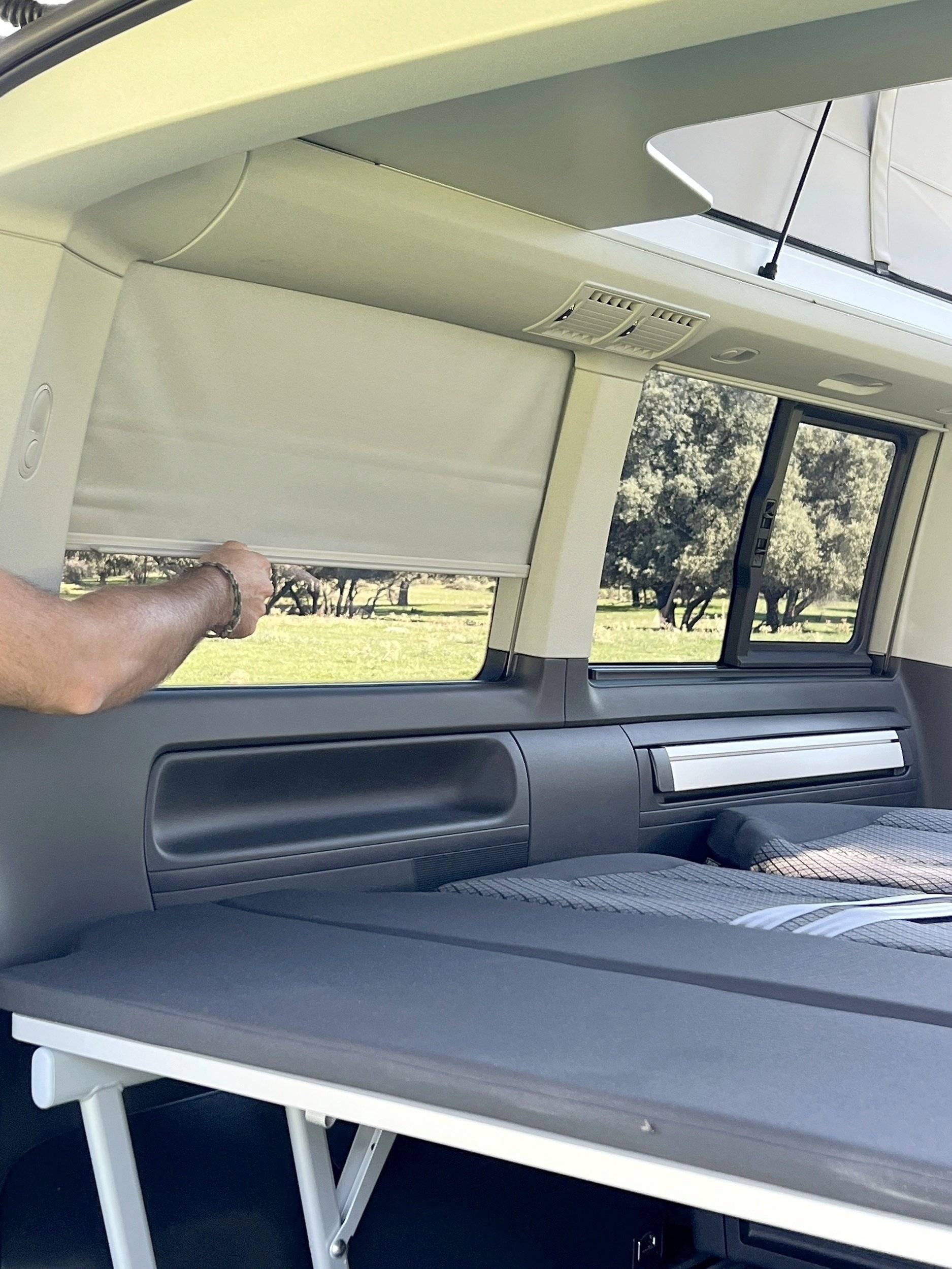 Volkswagen 6.1 California BEACH CAMPER