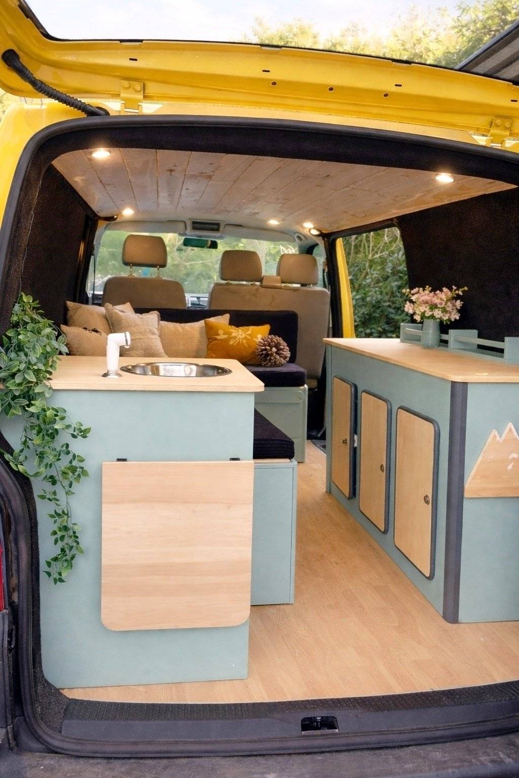 Luxury van 