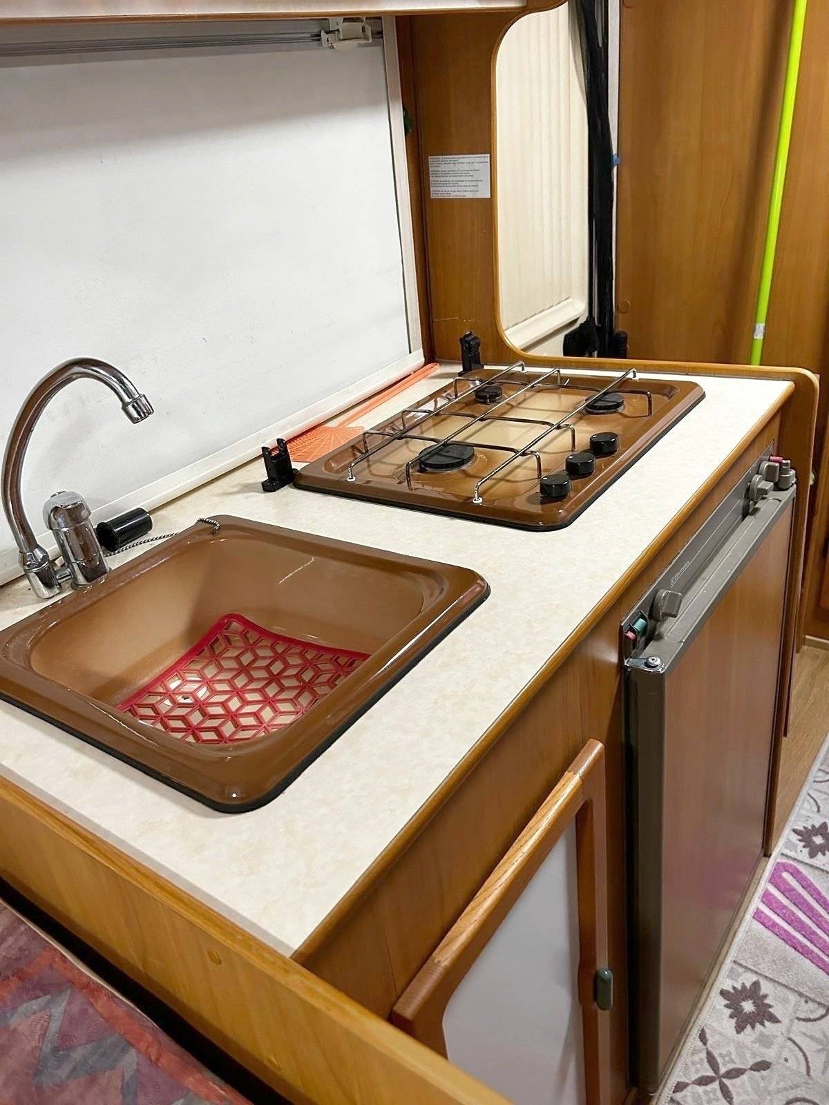 Comedor Ford - Yescapa