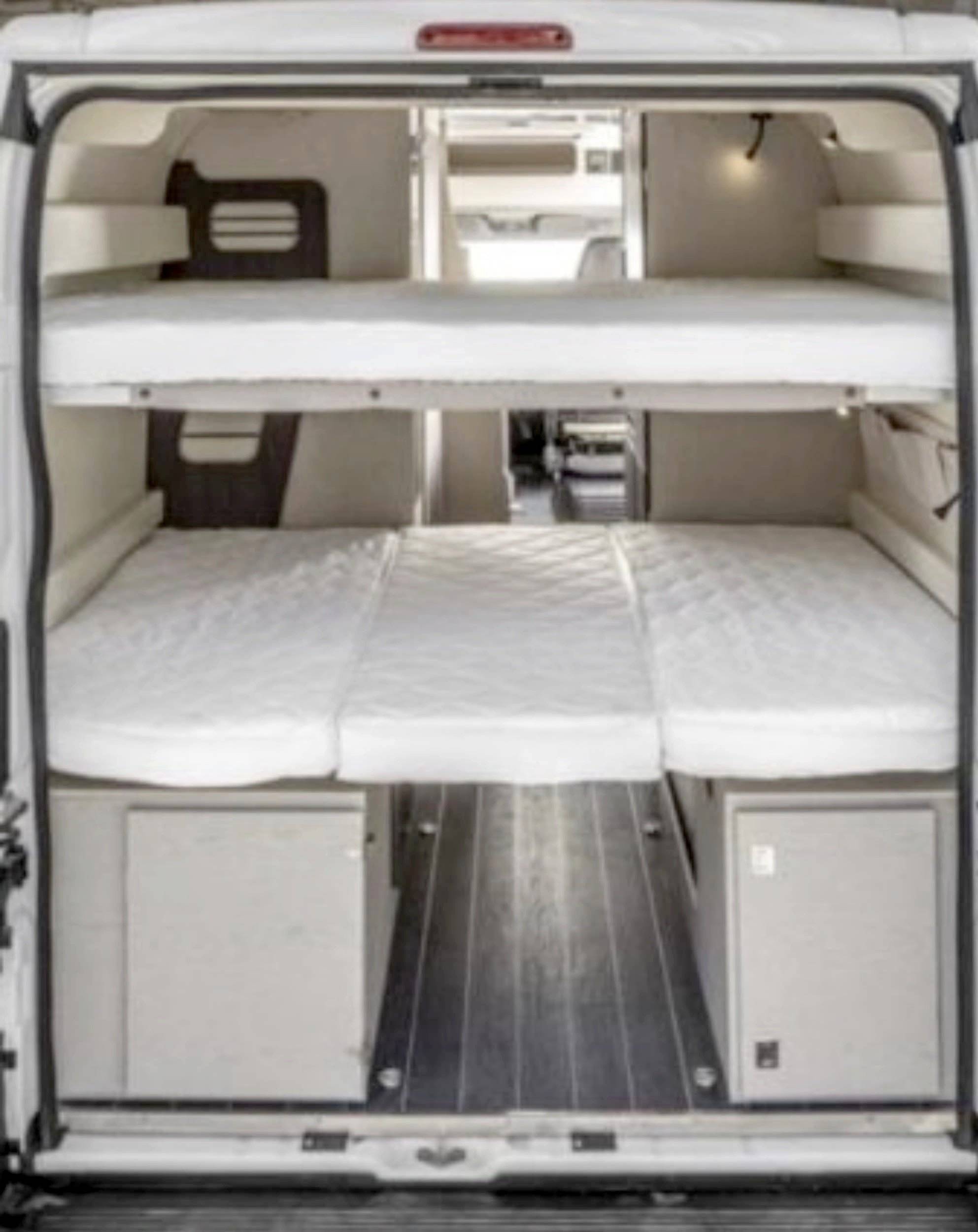 Berth Fiat 2,3 l 130 ch - Yescapa