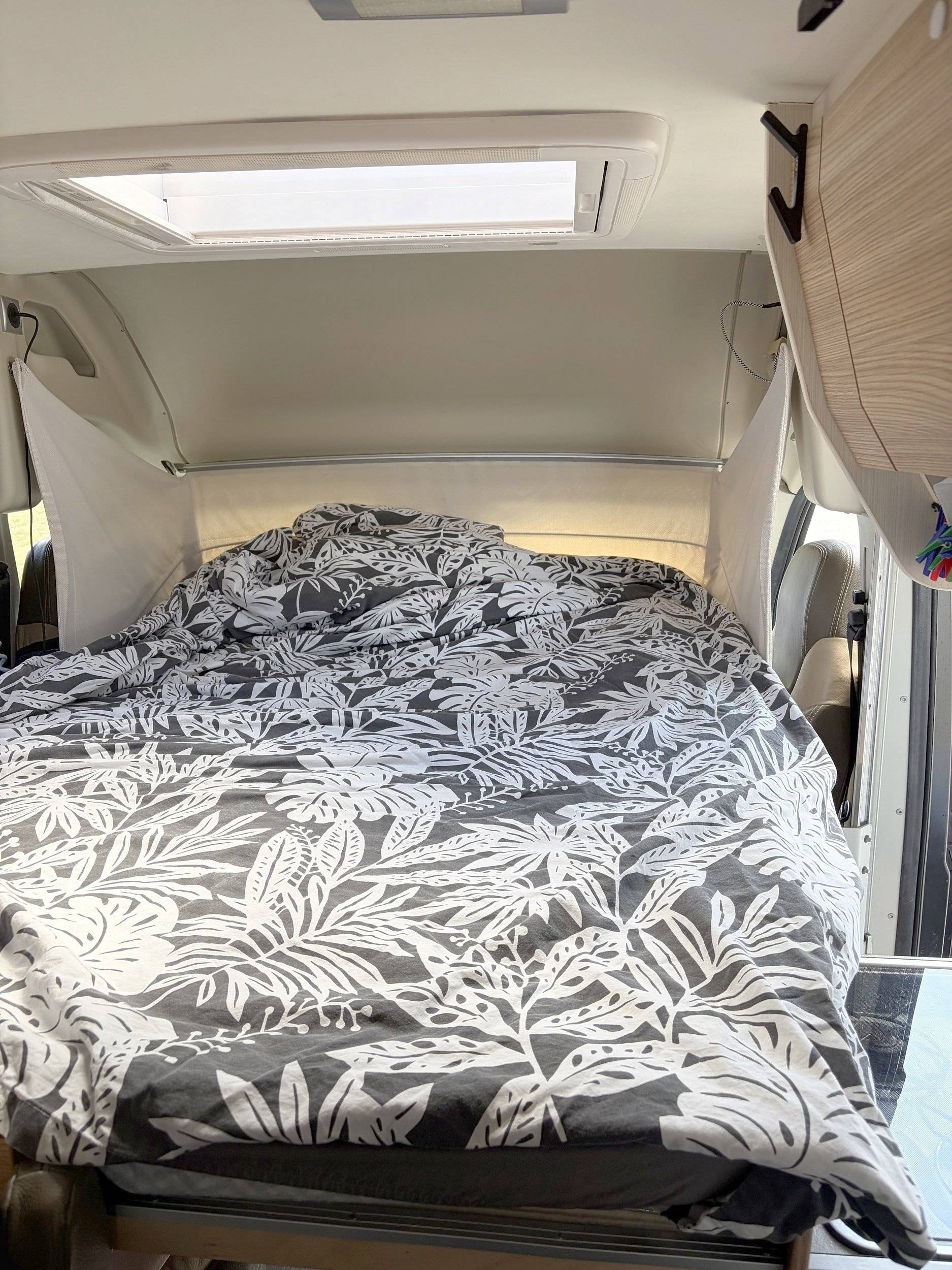 Berth Fiat Ducato - Yescapa