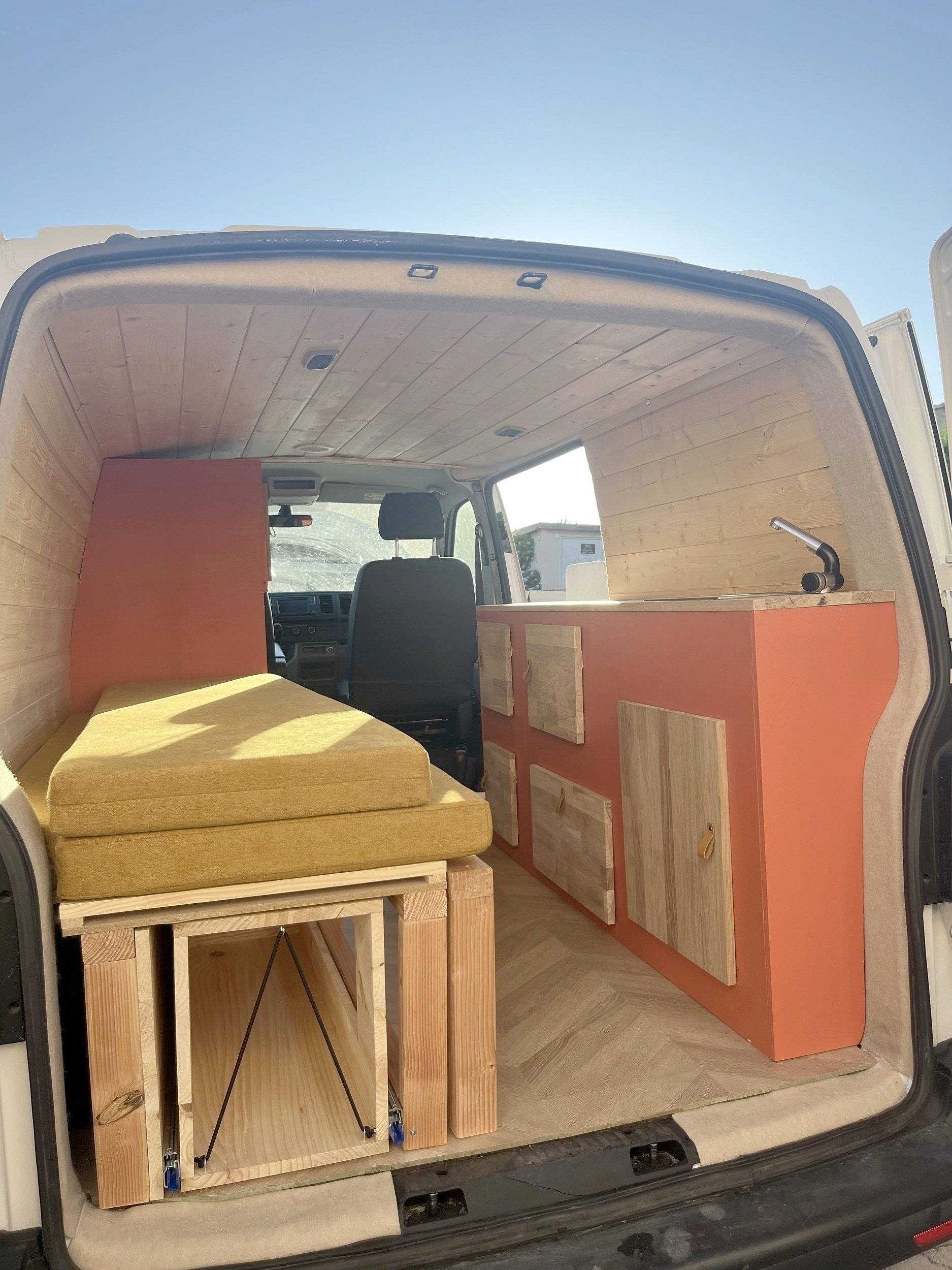 Volkswagen T6 2 l TDI 150 ch