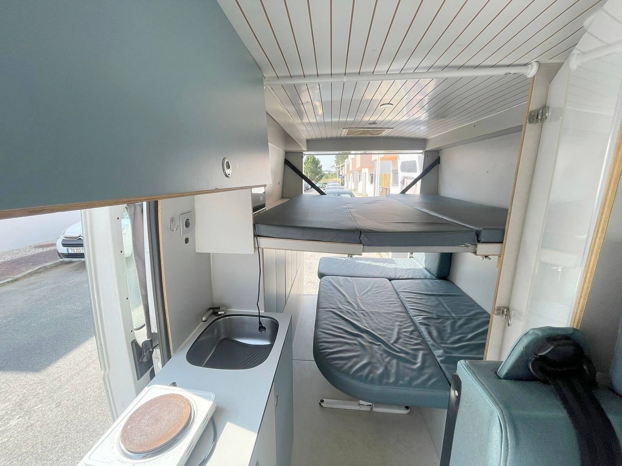 Slaapplaatsen Fiat Fiat Ducato - Yescapa