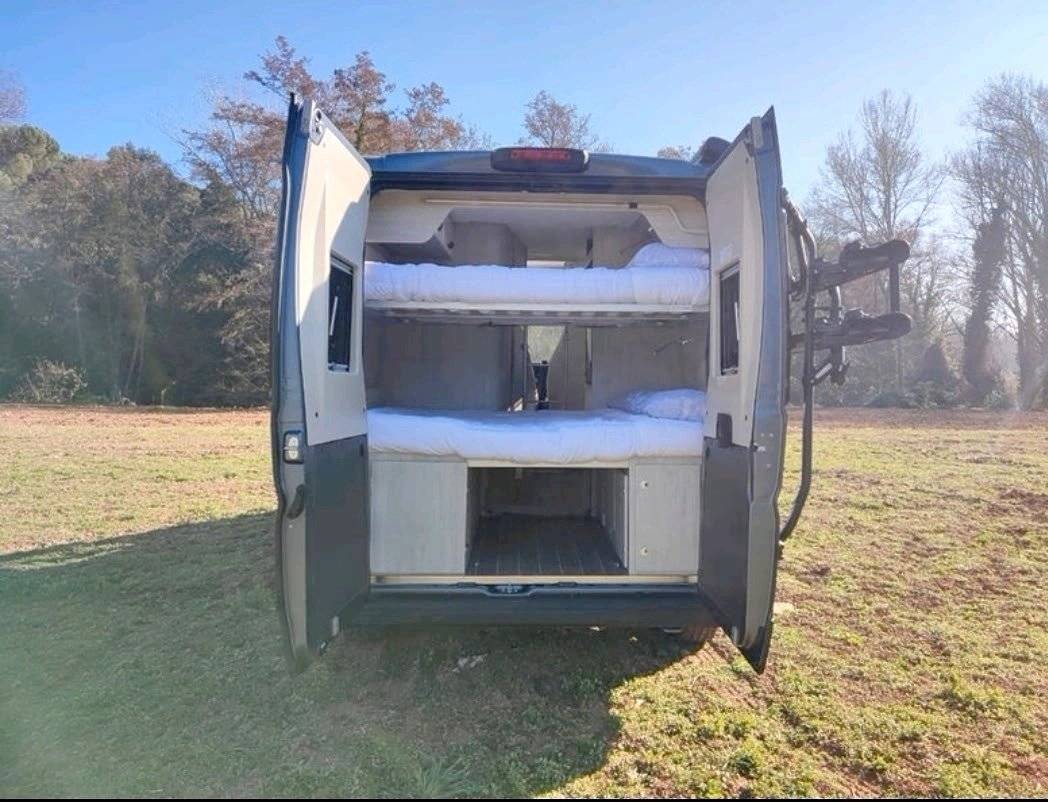 Berth Fiat Ducato 2,3 l 140 CV - Yescapa