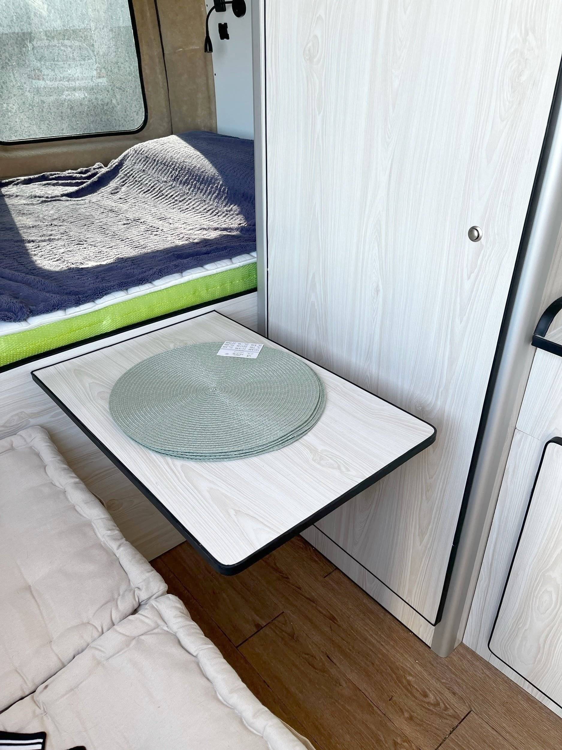 Plazas en cama Renault Master 2,3 l 125 ch - Yescapa