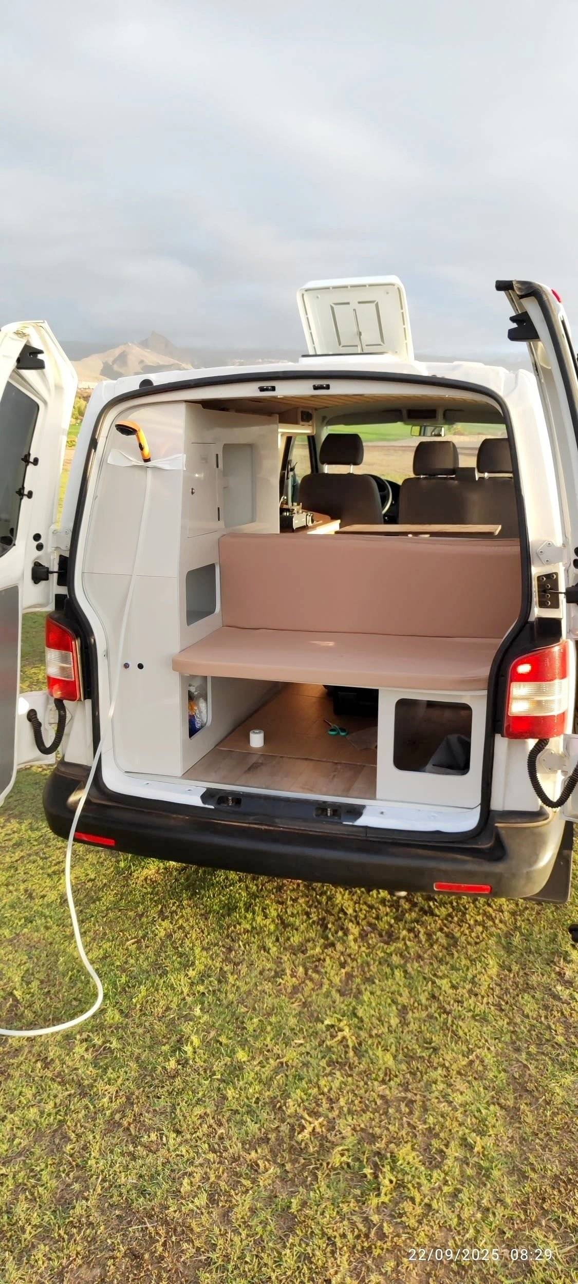 Volkswagen T5 2,0 l 84 ch