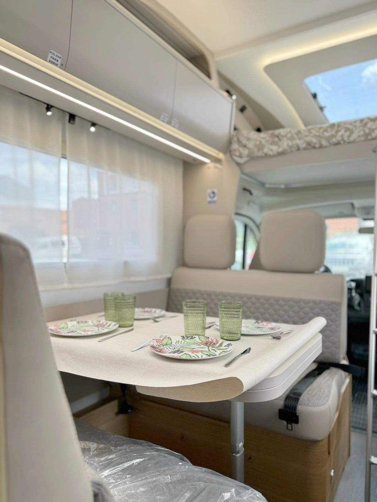 Adria ADRIA CORAL AXESS XL 670 DK