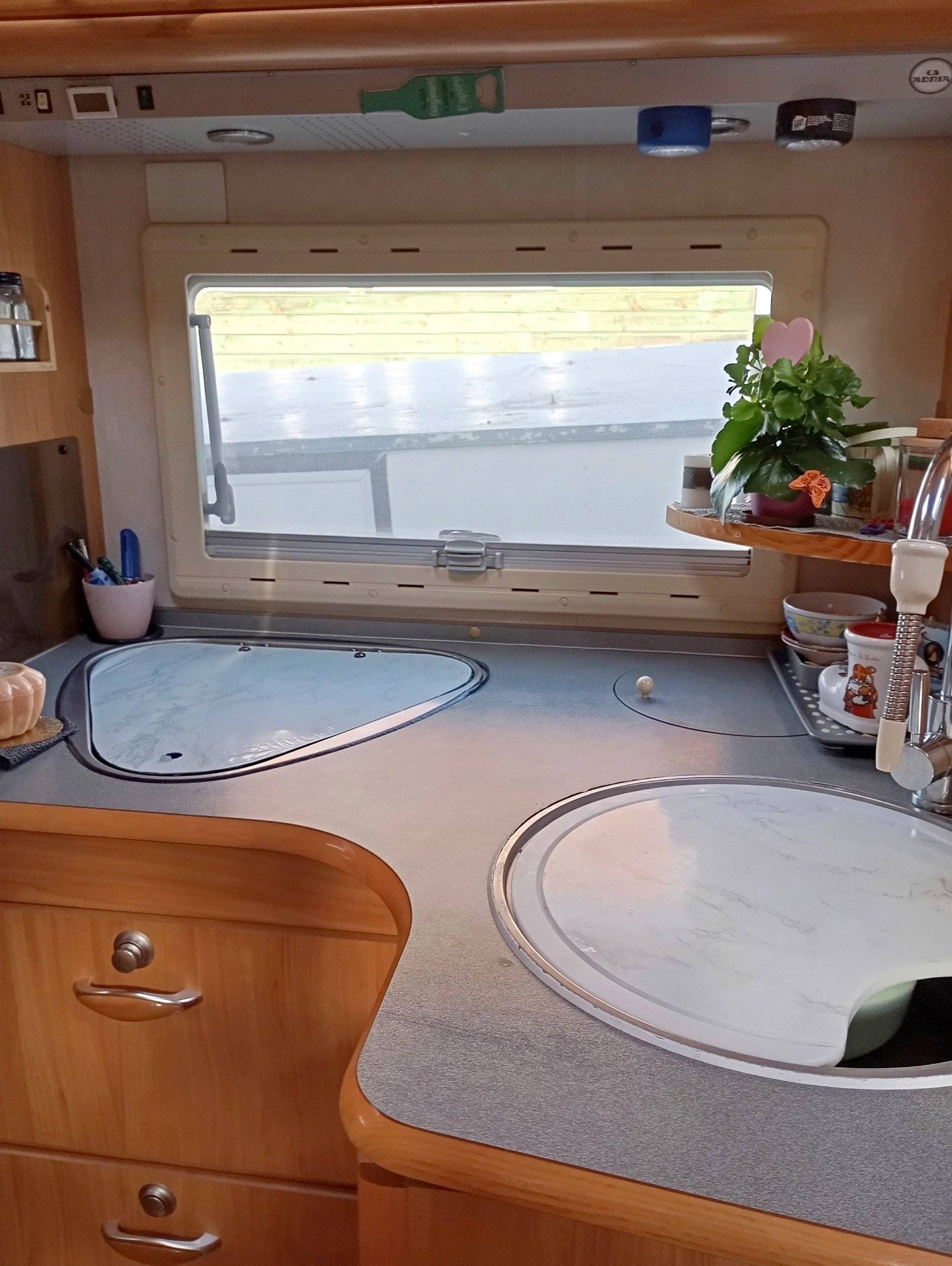 Coin repas Renault Renault master - Yescapa