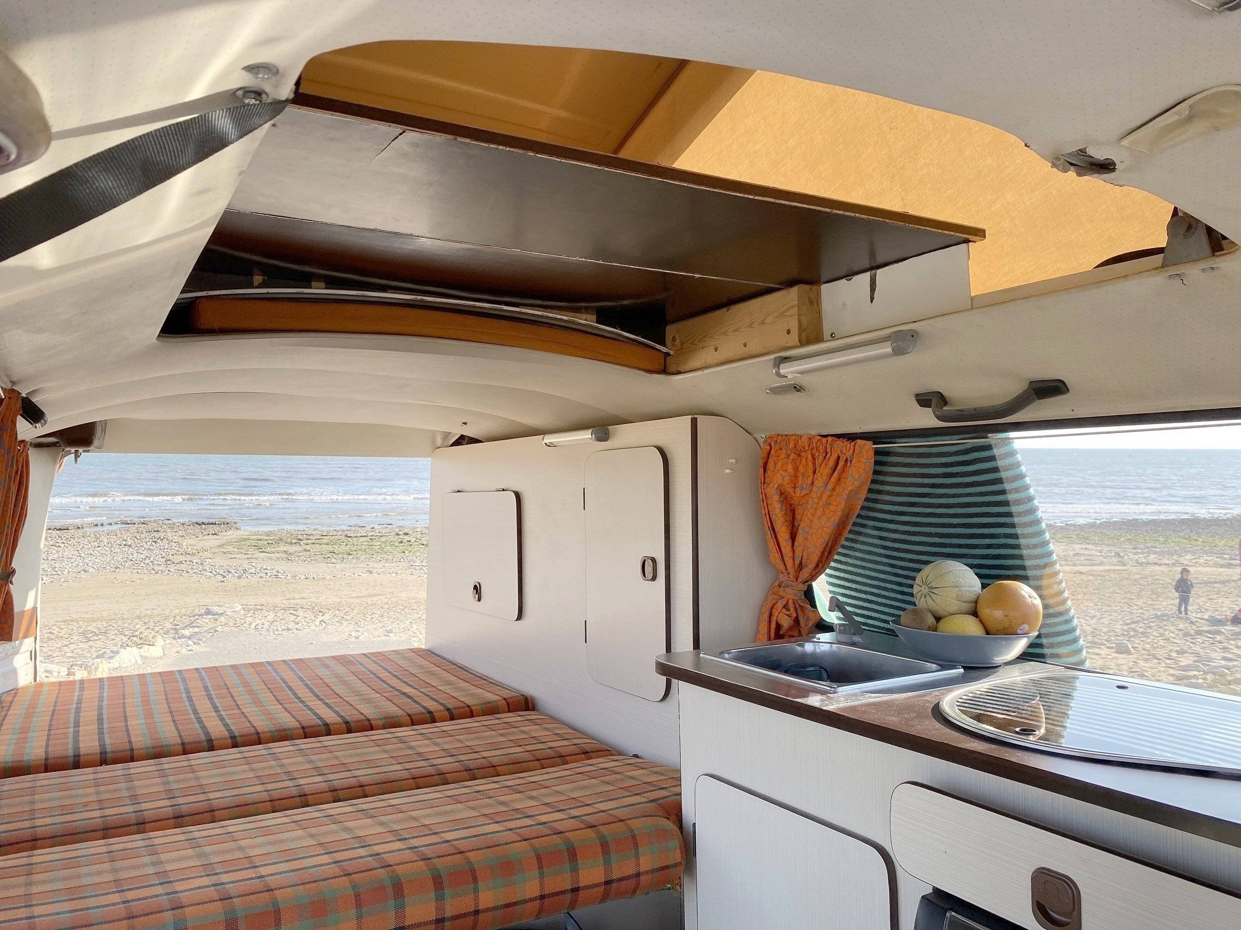 Berth Volkswagen - Yescapa