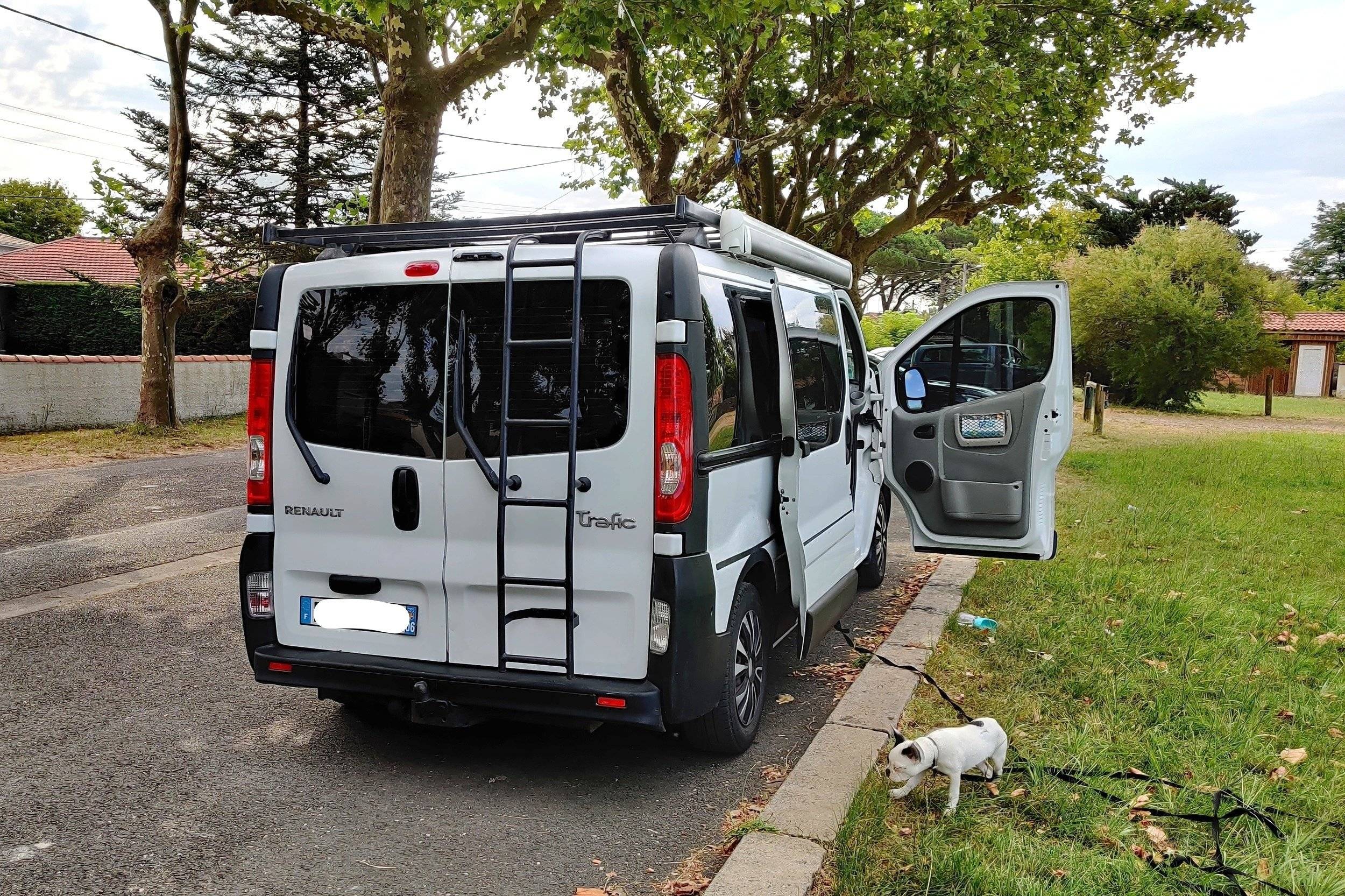 Narbonne Trafic L2H1 2 l 140 ch
