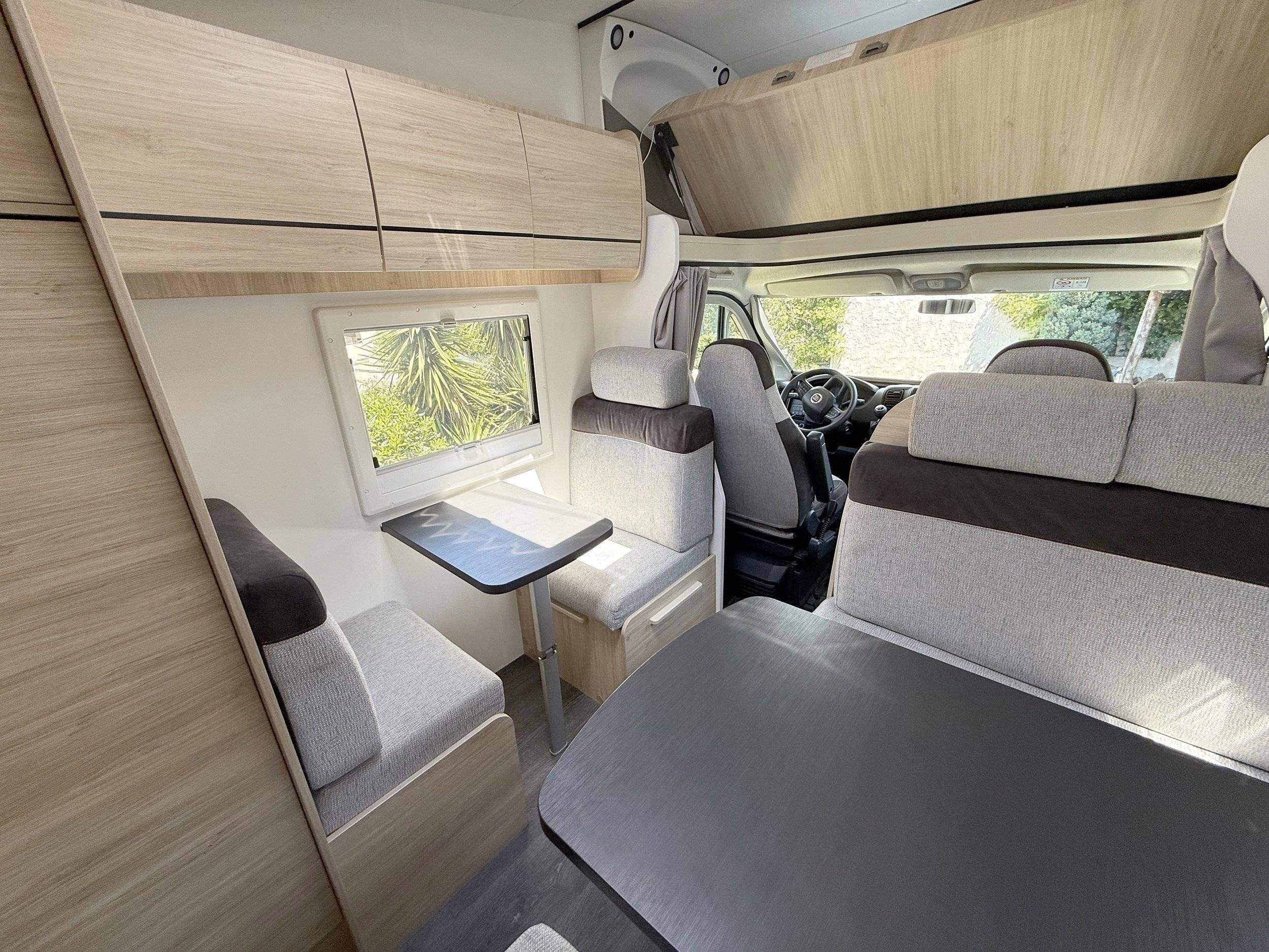 Chausson C 656 First Line