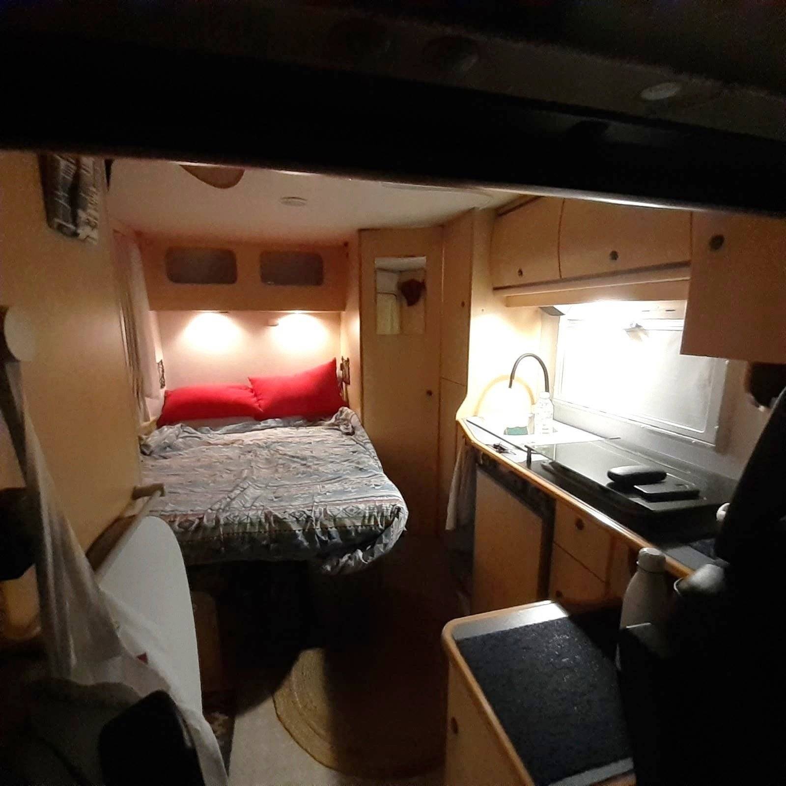 Challenger 2,3 l 130 ch