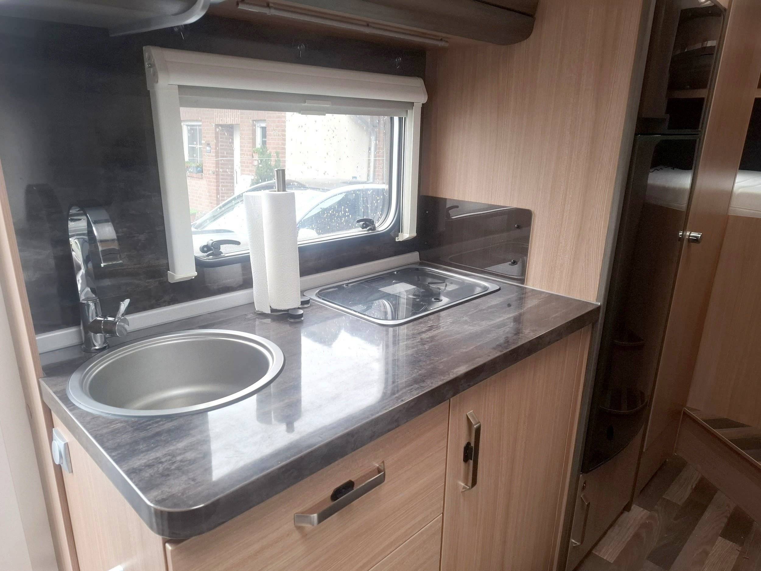 Knaus 600 Dkg Sky Traveller