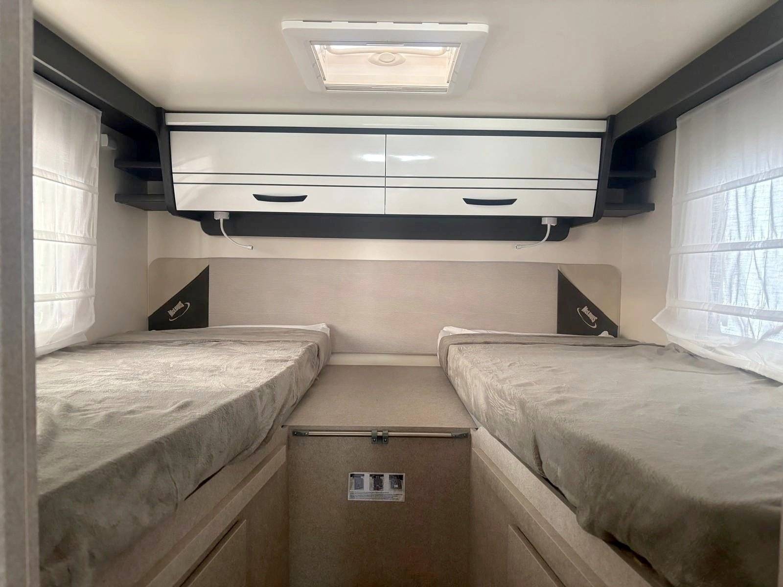 Mclouis Mclouis MC4 373