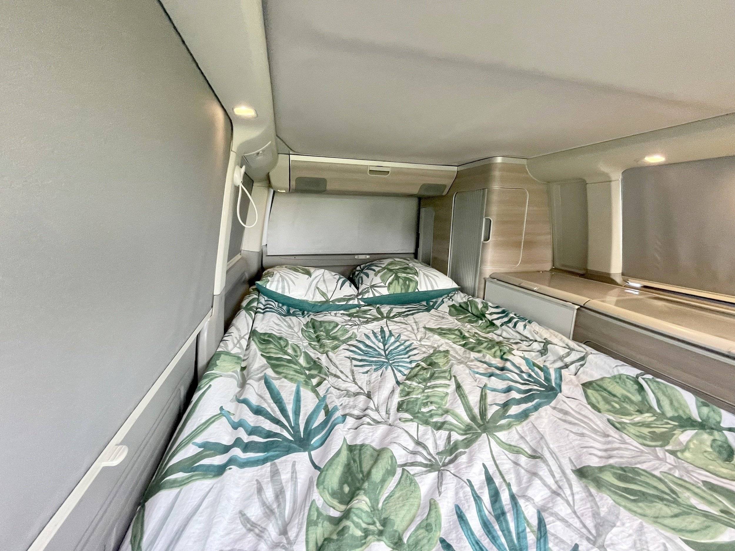 Volkswagen T5 California Coast