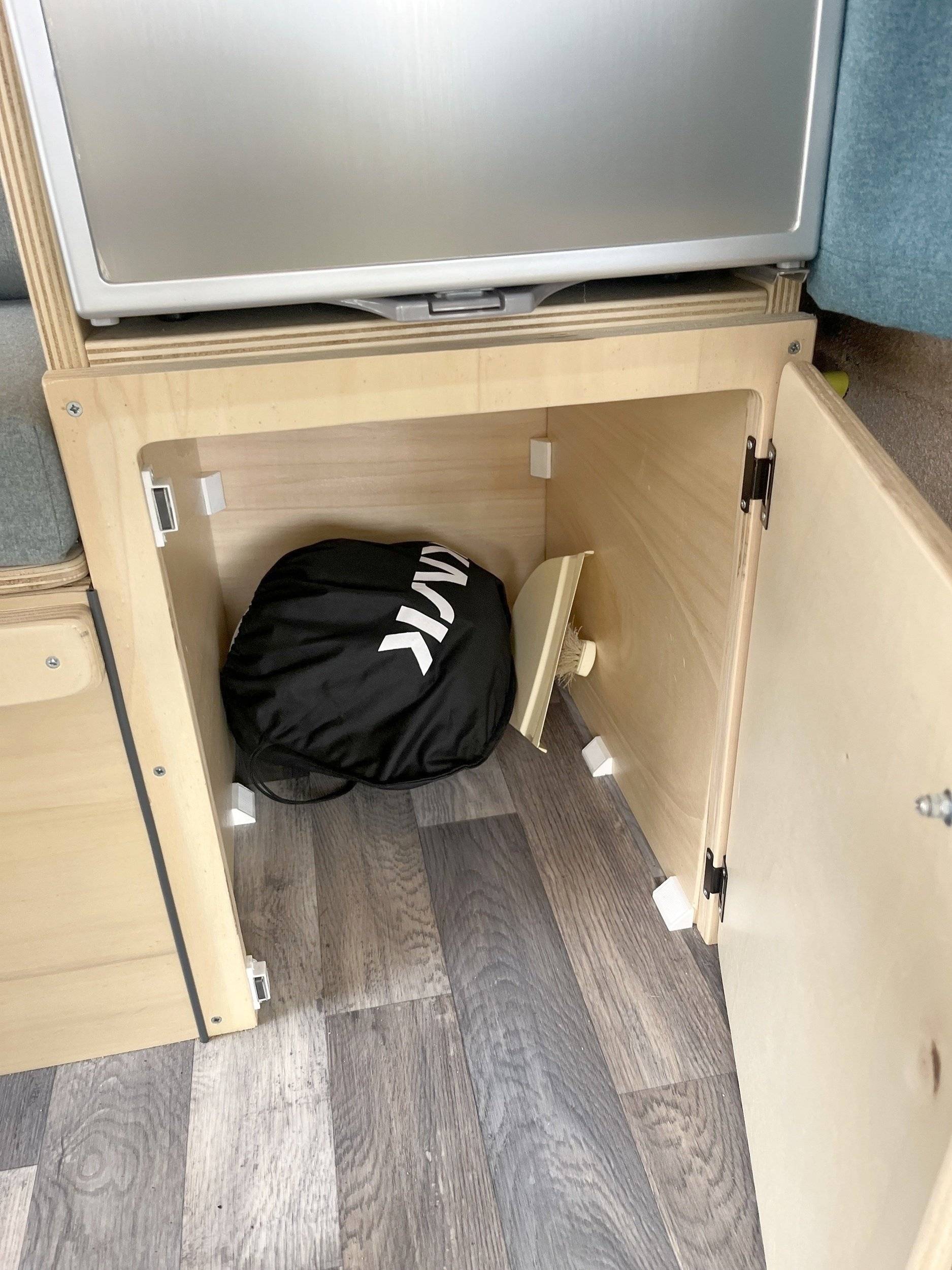 Camp In Van Peugeot expert Standard