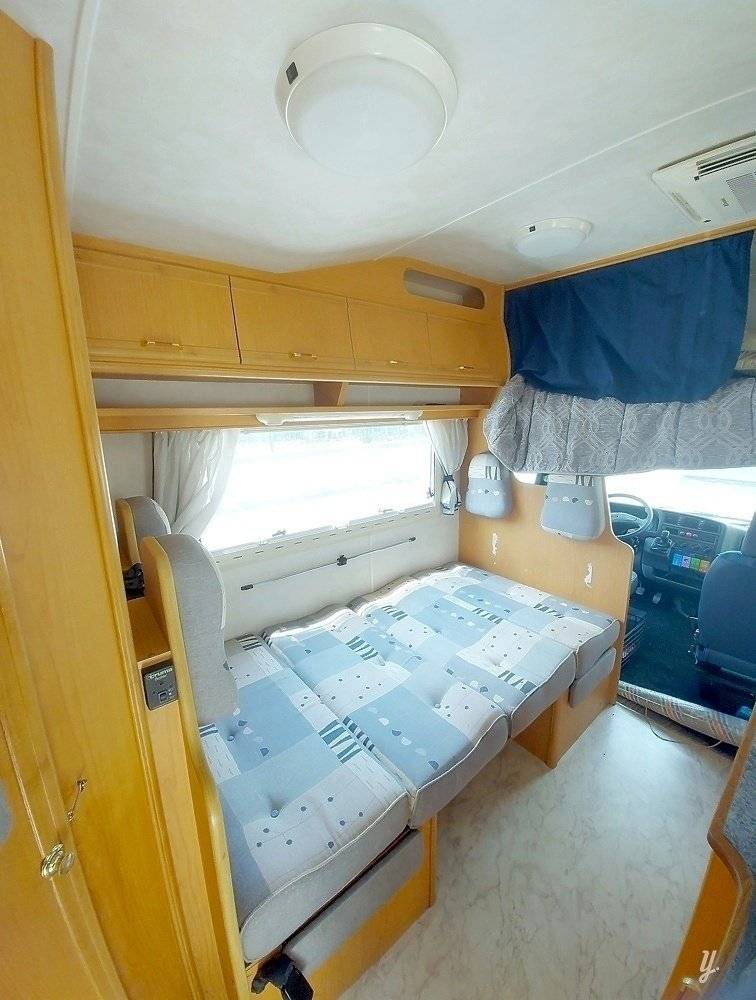 Dinette Fiat 1.9td - Yescapa