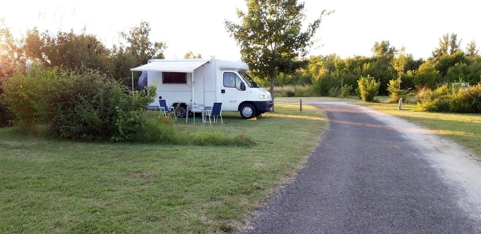 Challenger 2,3 l 130 ch