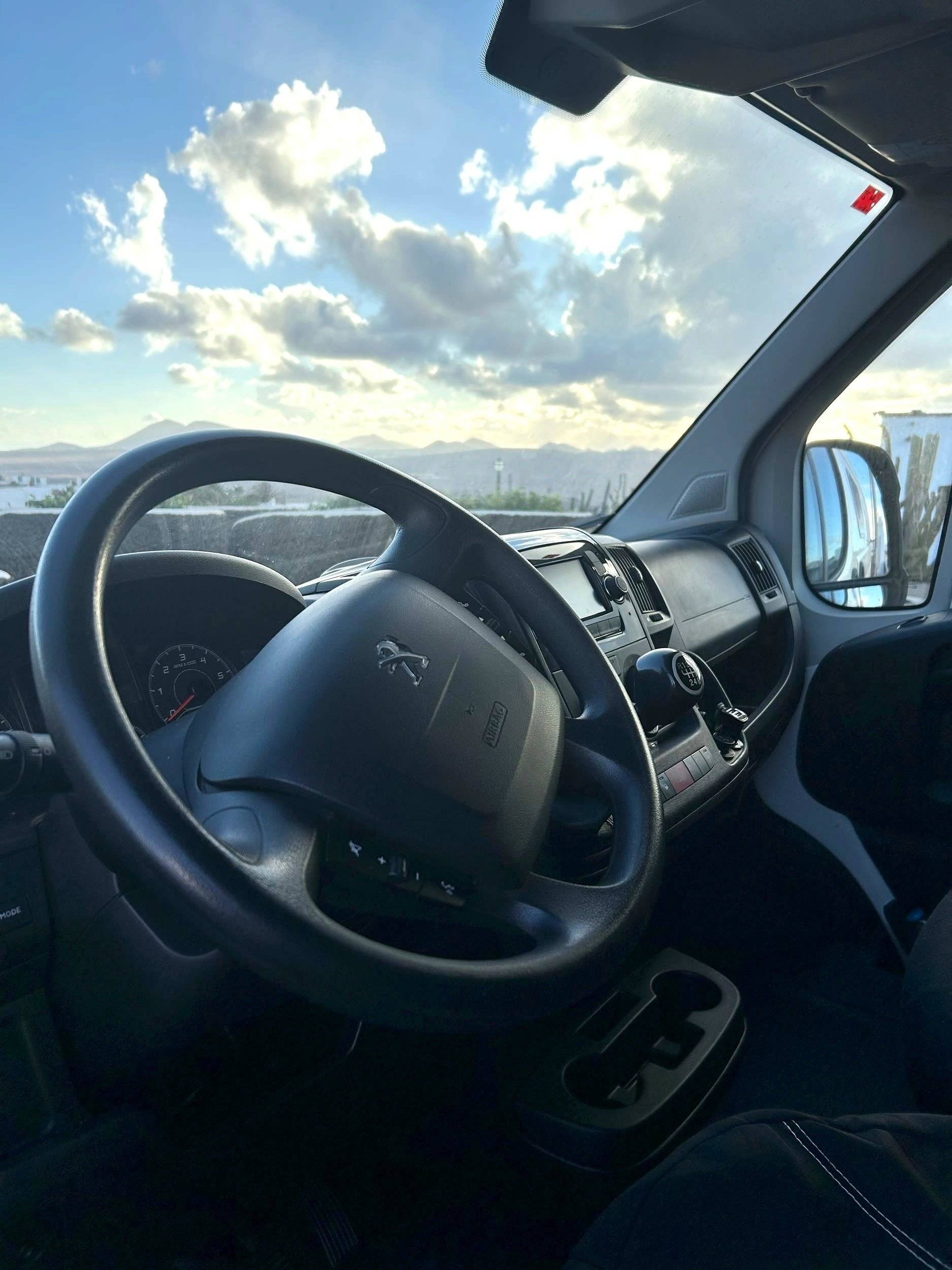 Peugeot Boxer 2,2 l hdi 130 ch