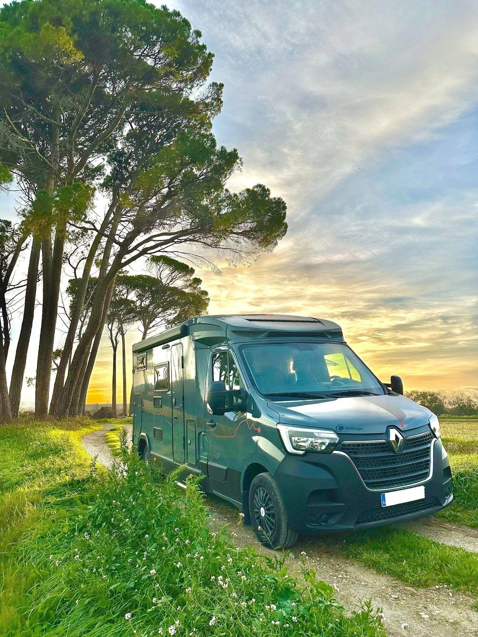 Challenger Renault Master