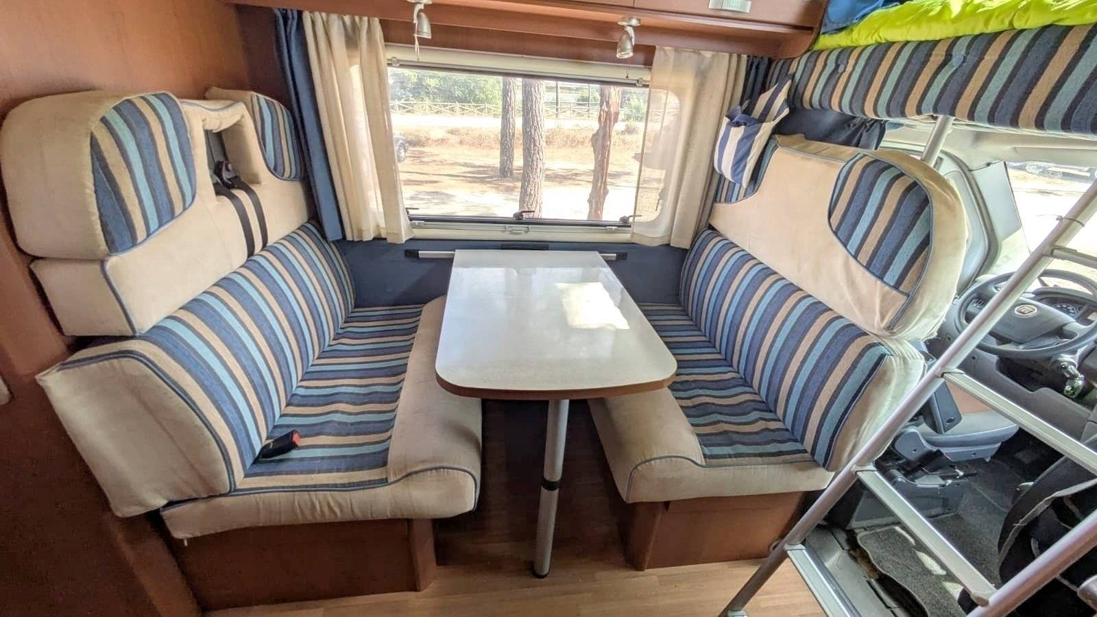 Eethoek Fiat FIAT DUCATO - Yescapa