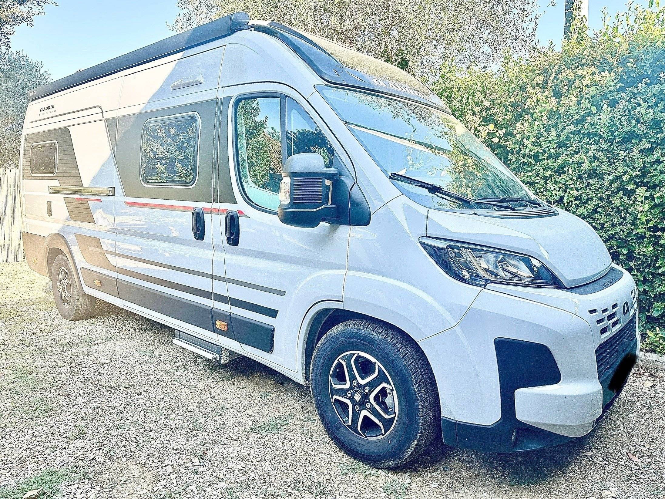 Voorkant 3/4 Fiat Fiat Multijet 2   2,3 L   150 CV - Yescapa