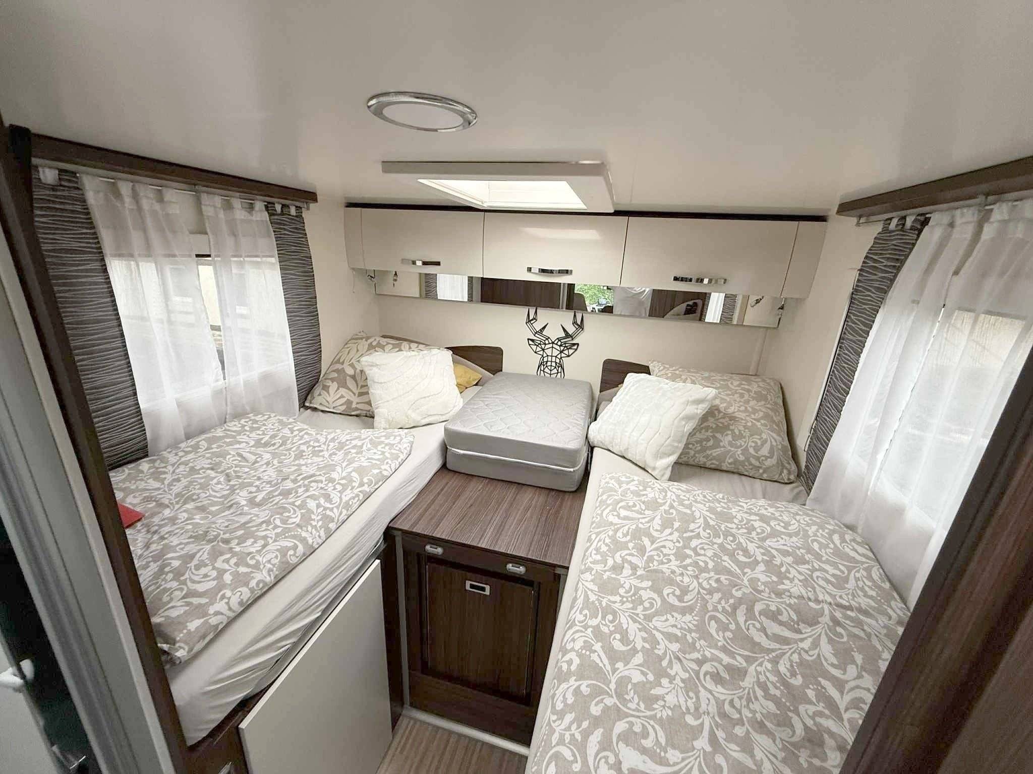 Couchages Ford TESSORO - Yescapa