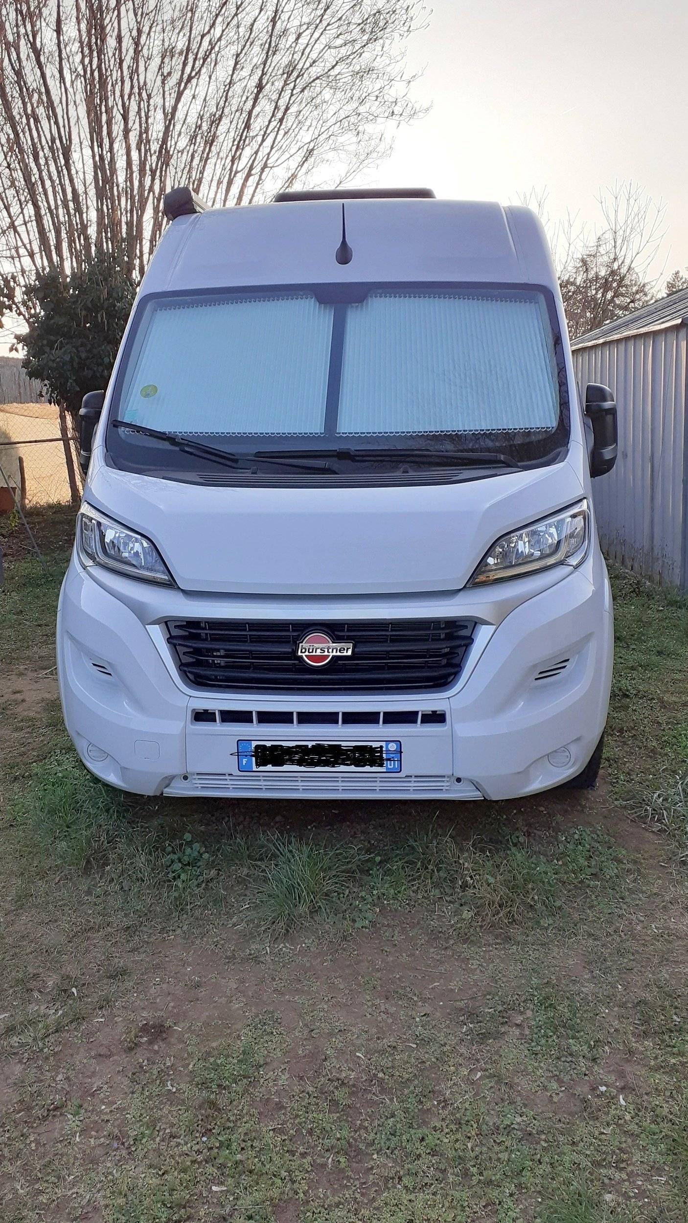 Bürstner Ducato 2 l 3 en 140 ch