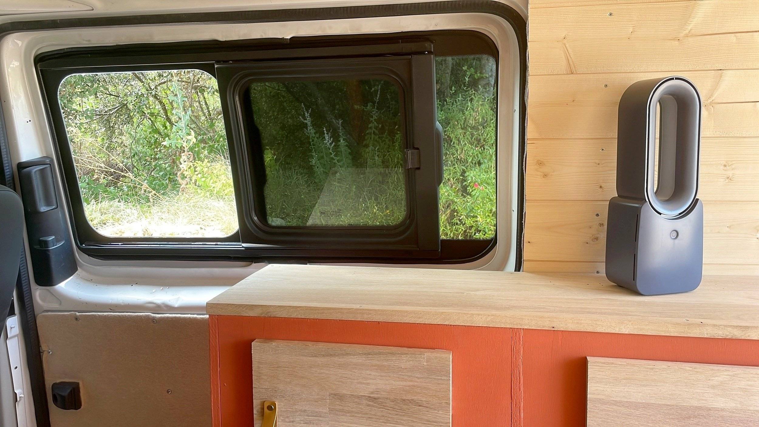 Berth Volkswagen T6 2 l TDI 150 ch - Yescapa