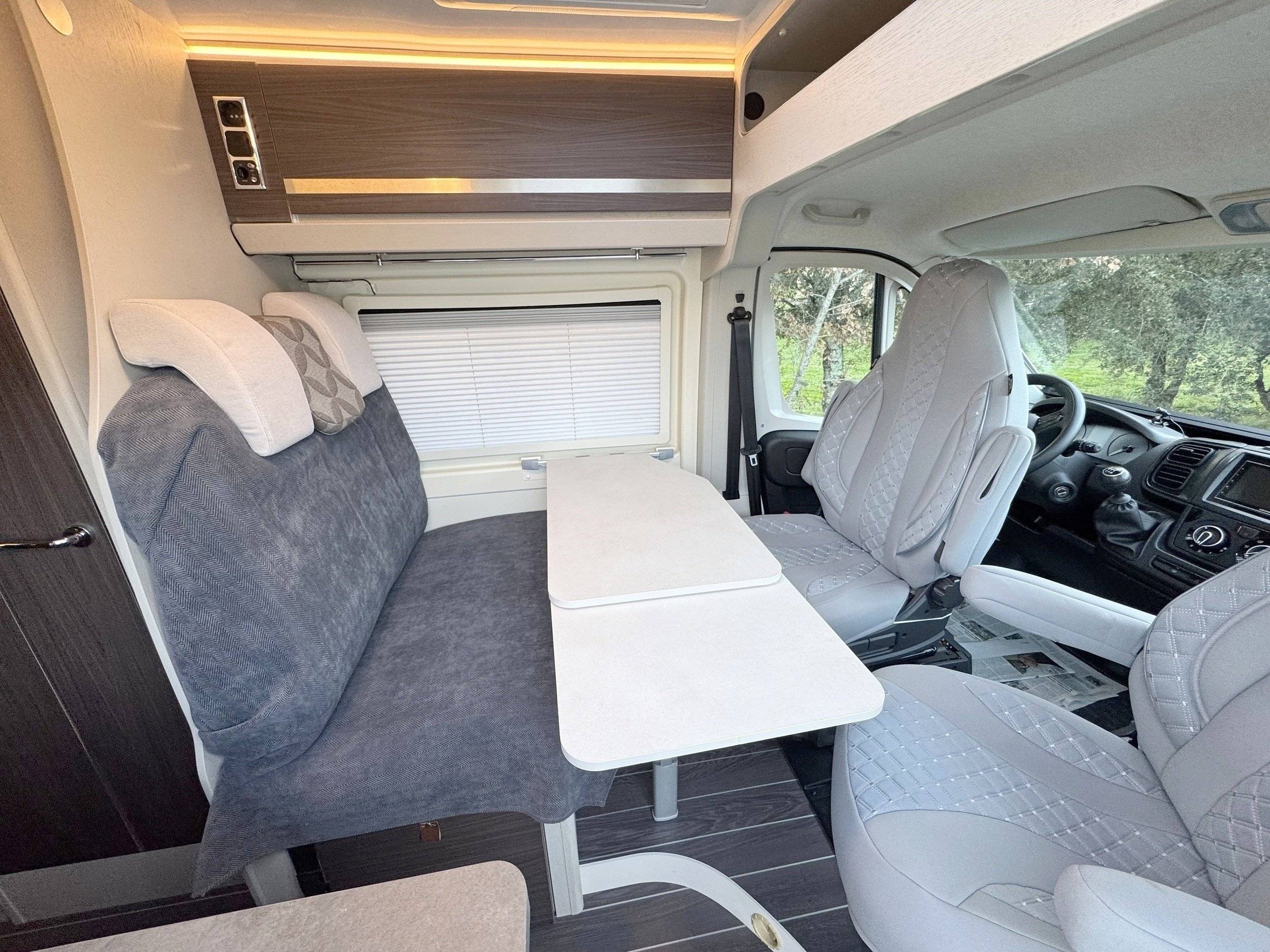 Menjador Fiat 2,3 l 130 ch - Yescapa