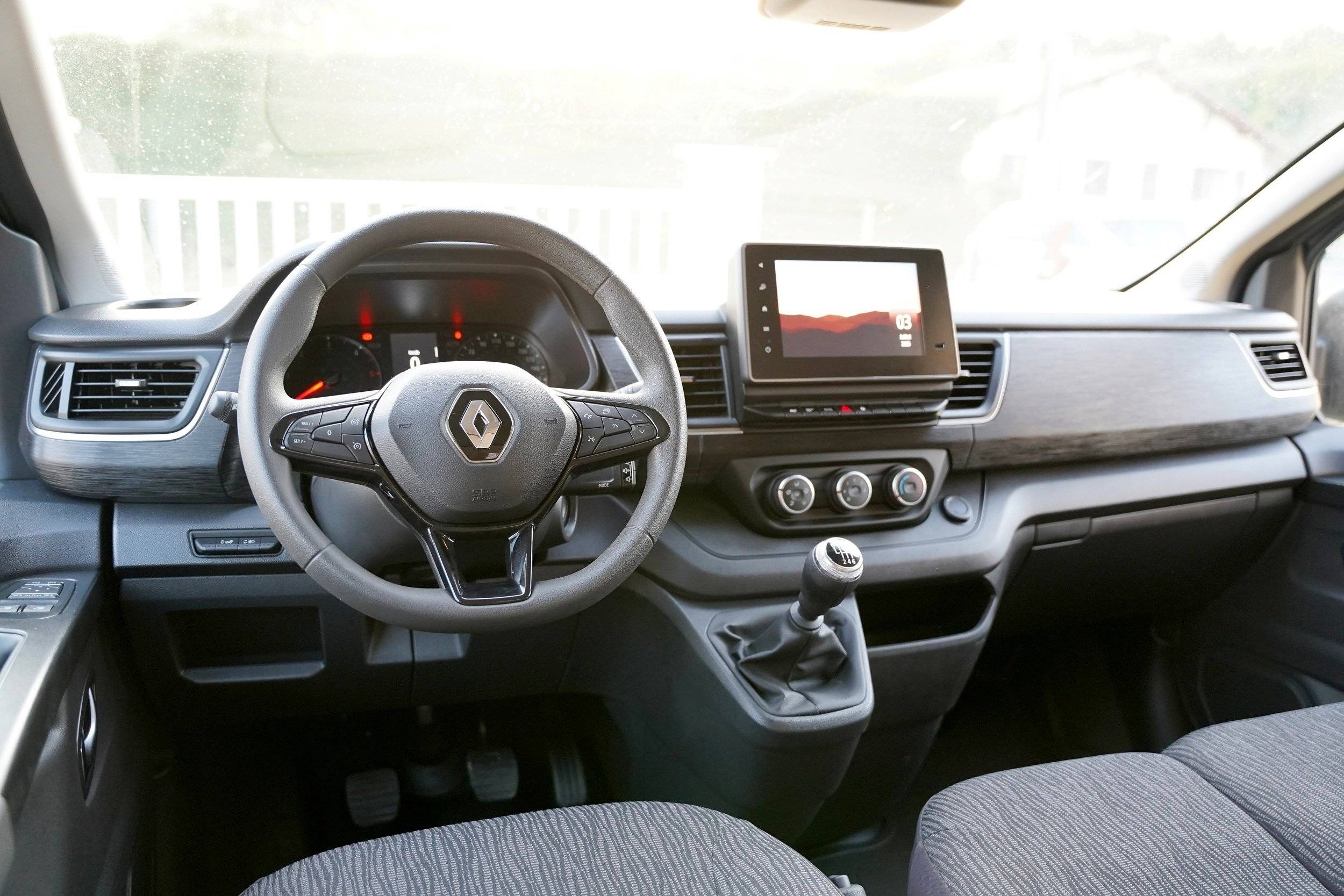 VAN WILD Renault trafic