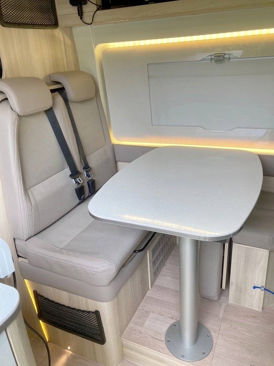 Campérêve Campérêve family van