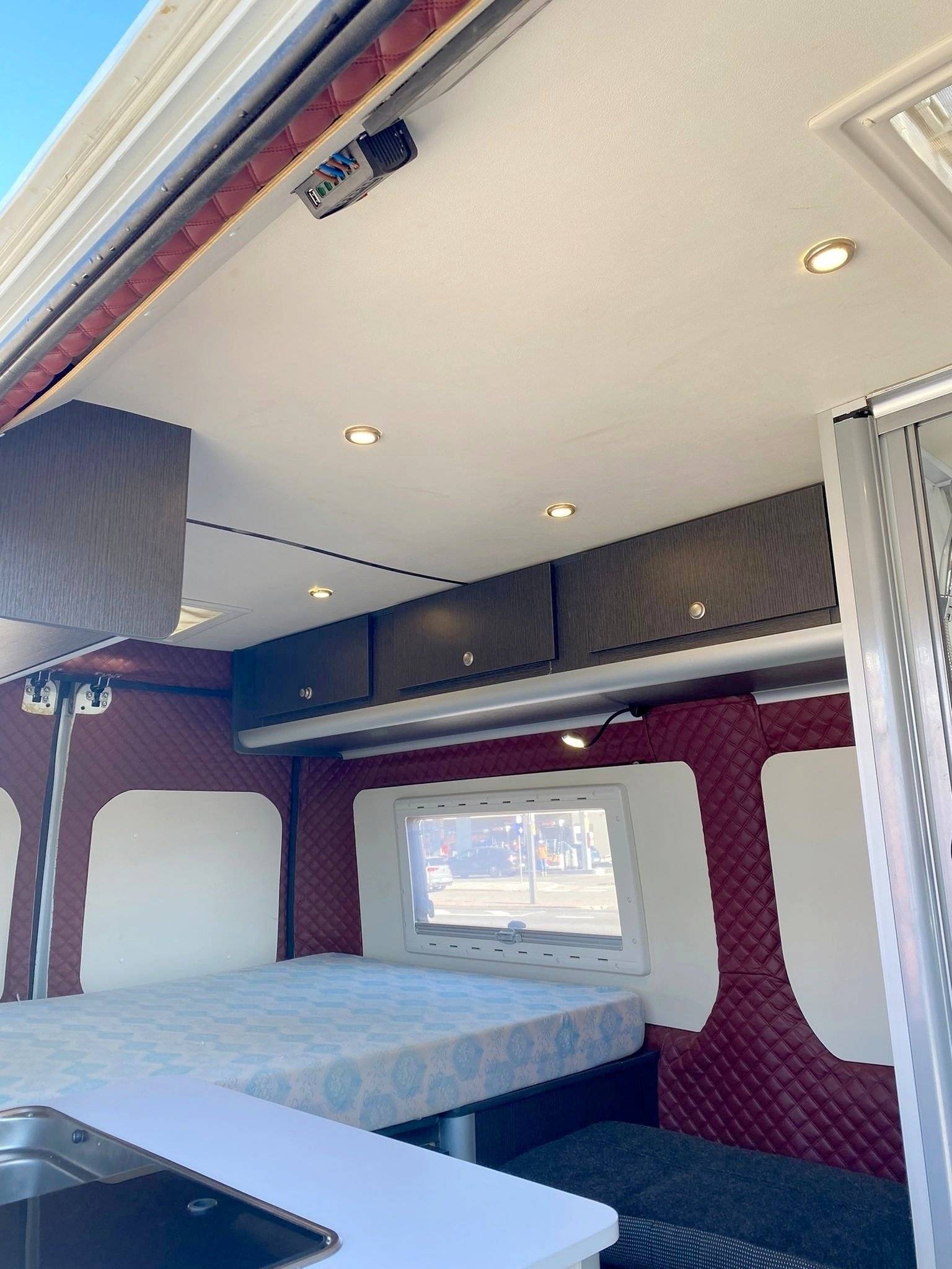 Cityvan Cityvan Court Confort Toit Relevable