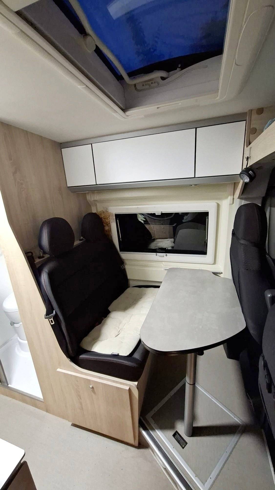Coin repas Citroën Clever - Yescapa
