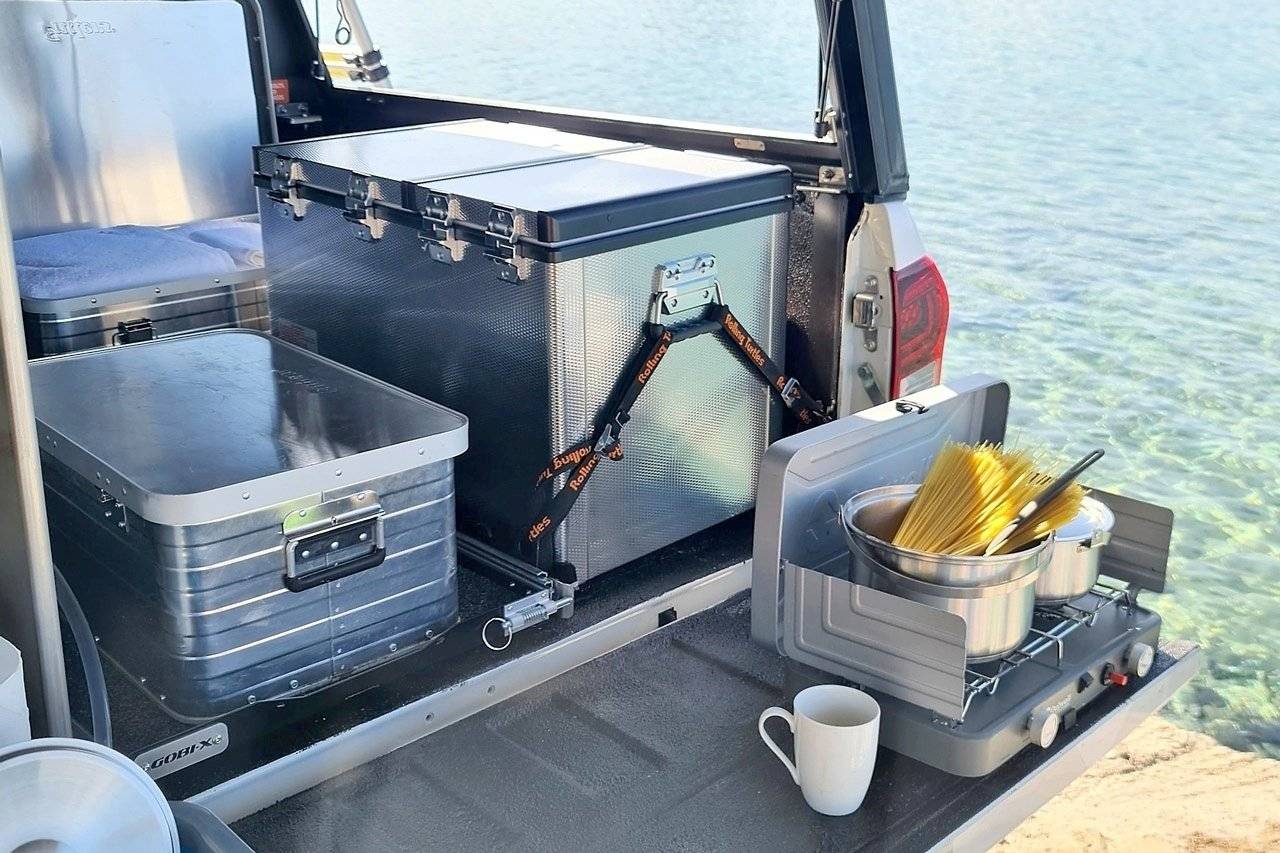 4×4 Automatic Gear Pickupcamper Alucab